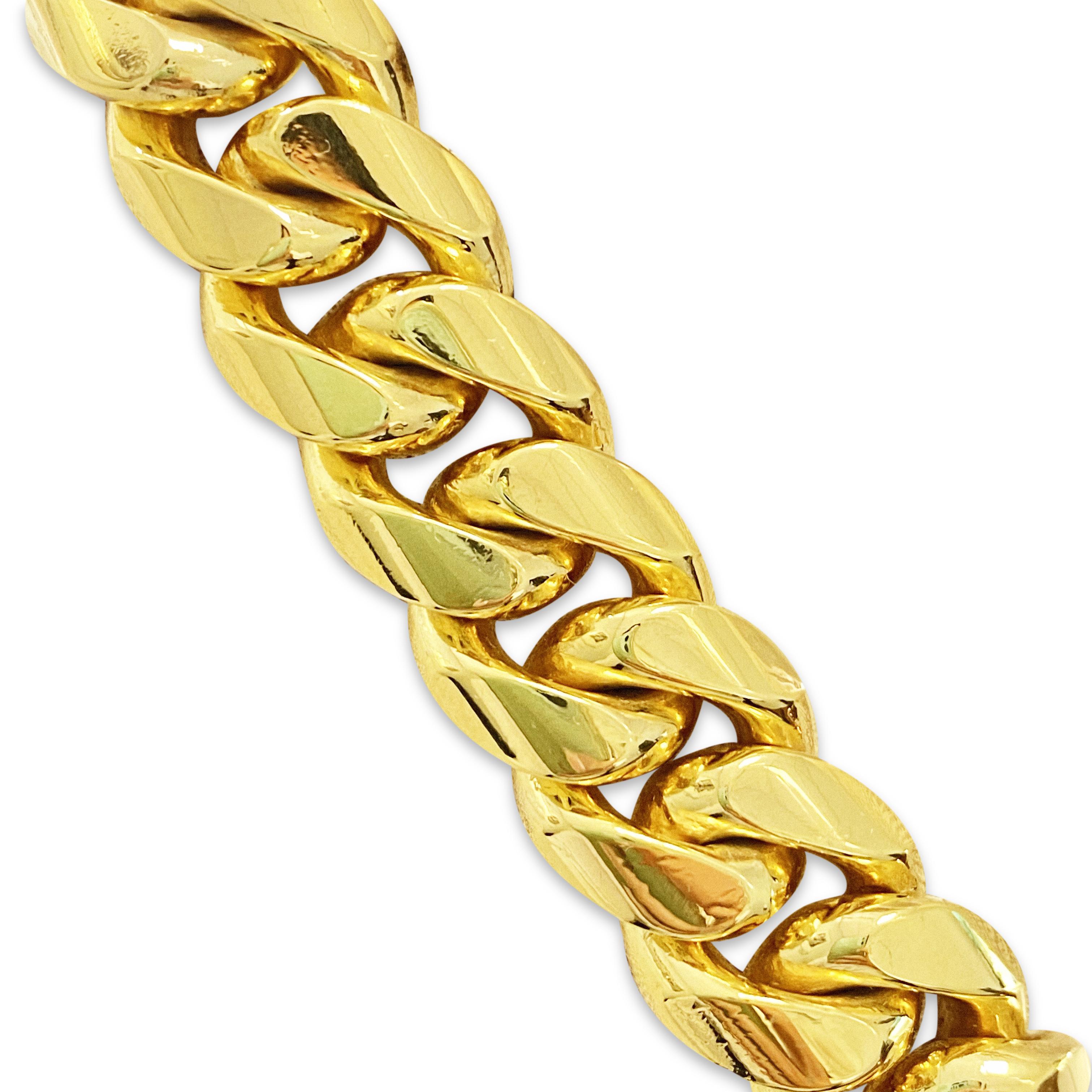 152 grams of gold
