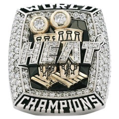 Miami Heat 2013 World Championship Executive II Ring