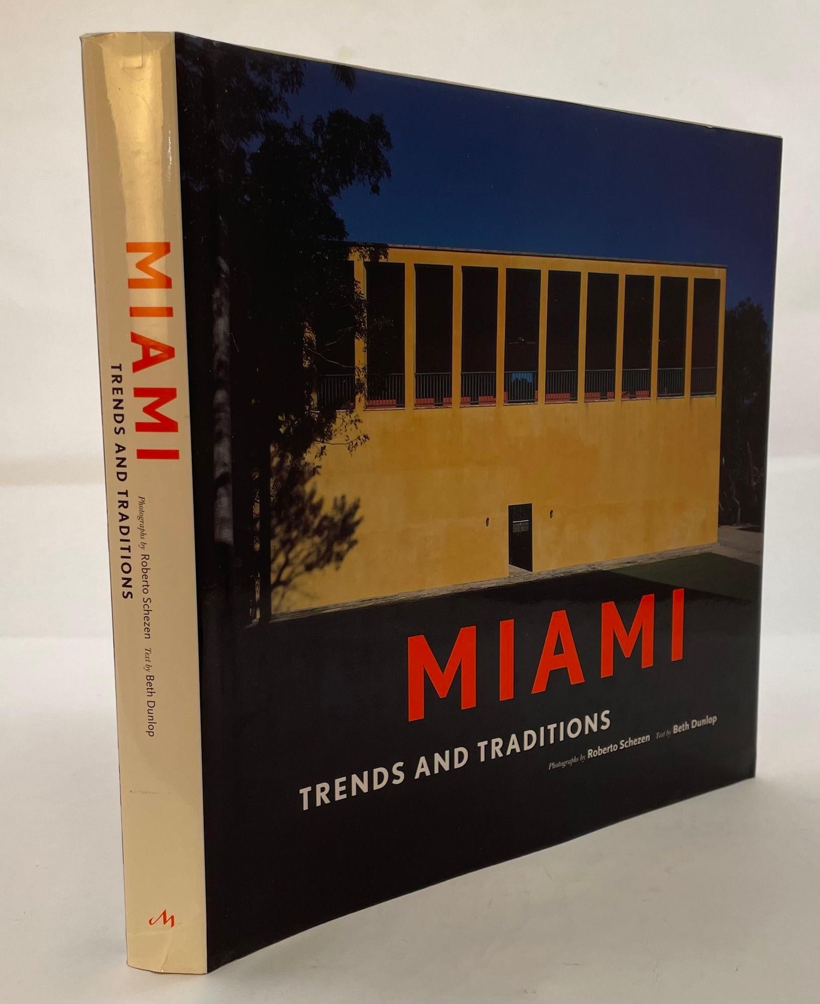 Americano Miami: Trends and Traditions Libro con copertina rigida di Beth Dunlop e Roberto Schezen in vendita
