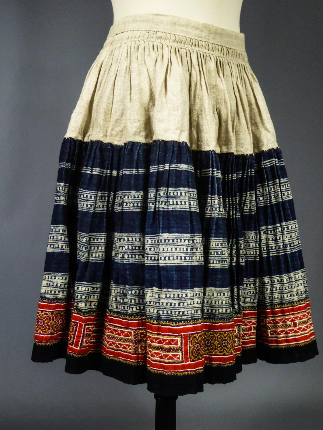 Miao - Hmong Pleated Skirt - Thailand Circa 1950 7