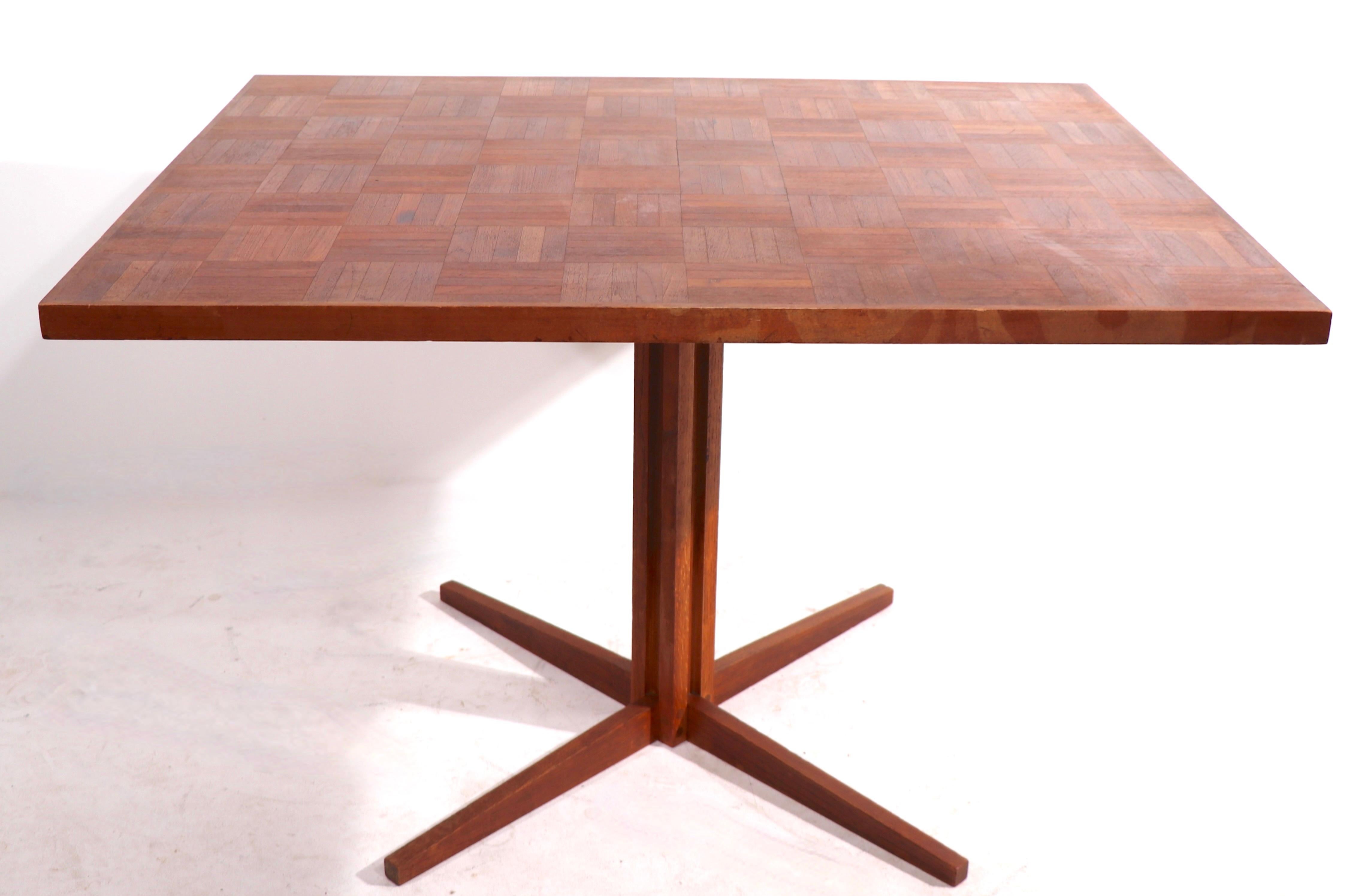 mid century pedestal dining table