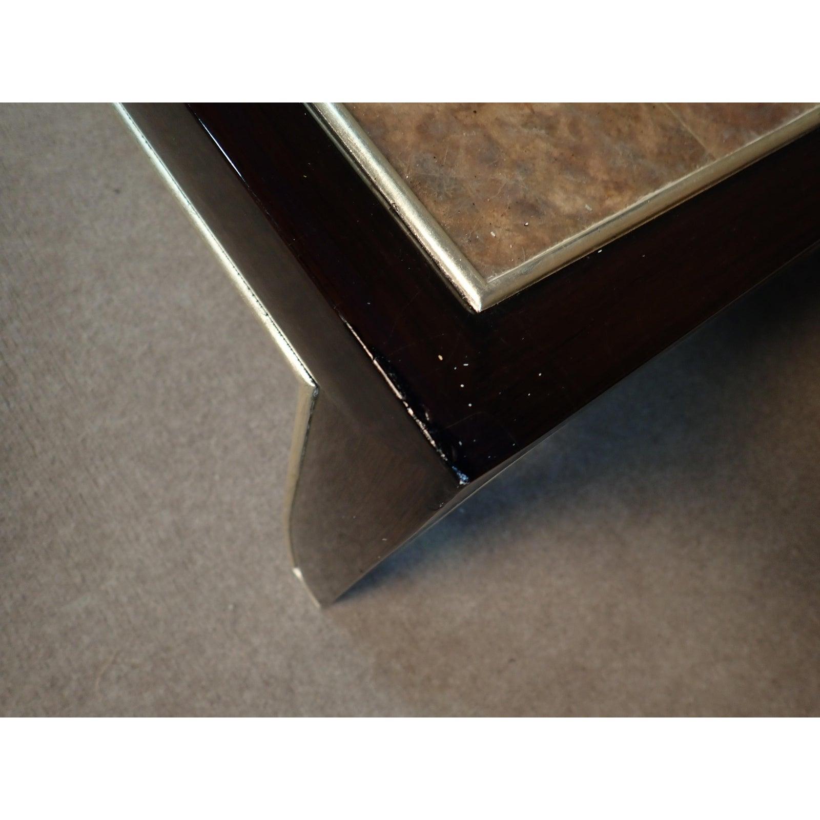  Mica and Black Lacquered and Silver Gilt Wood Coffee Table In Good Condition For Sale In Norwood, NJ
