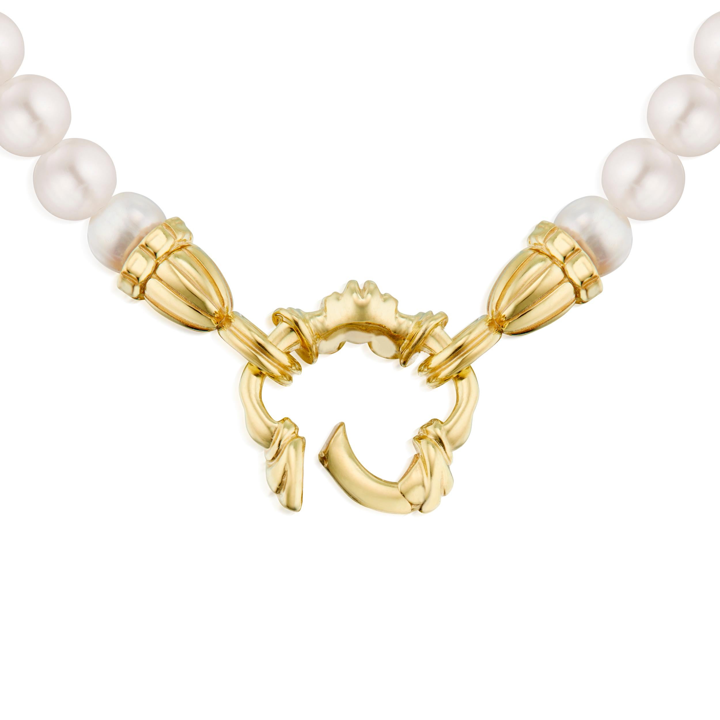 Micah Antoni Perlenkette mit Scharnierverschluss aus 18K Gelbgold im Zustand „Neu“ im Angebot in Nashville, TN