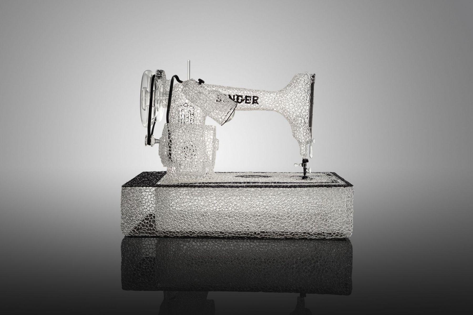 Singer-Sänger (Zeitgenössisch), Sculpture, von Micah Evans