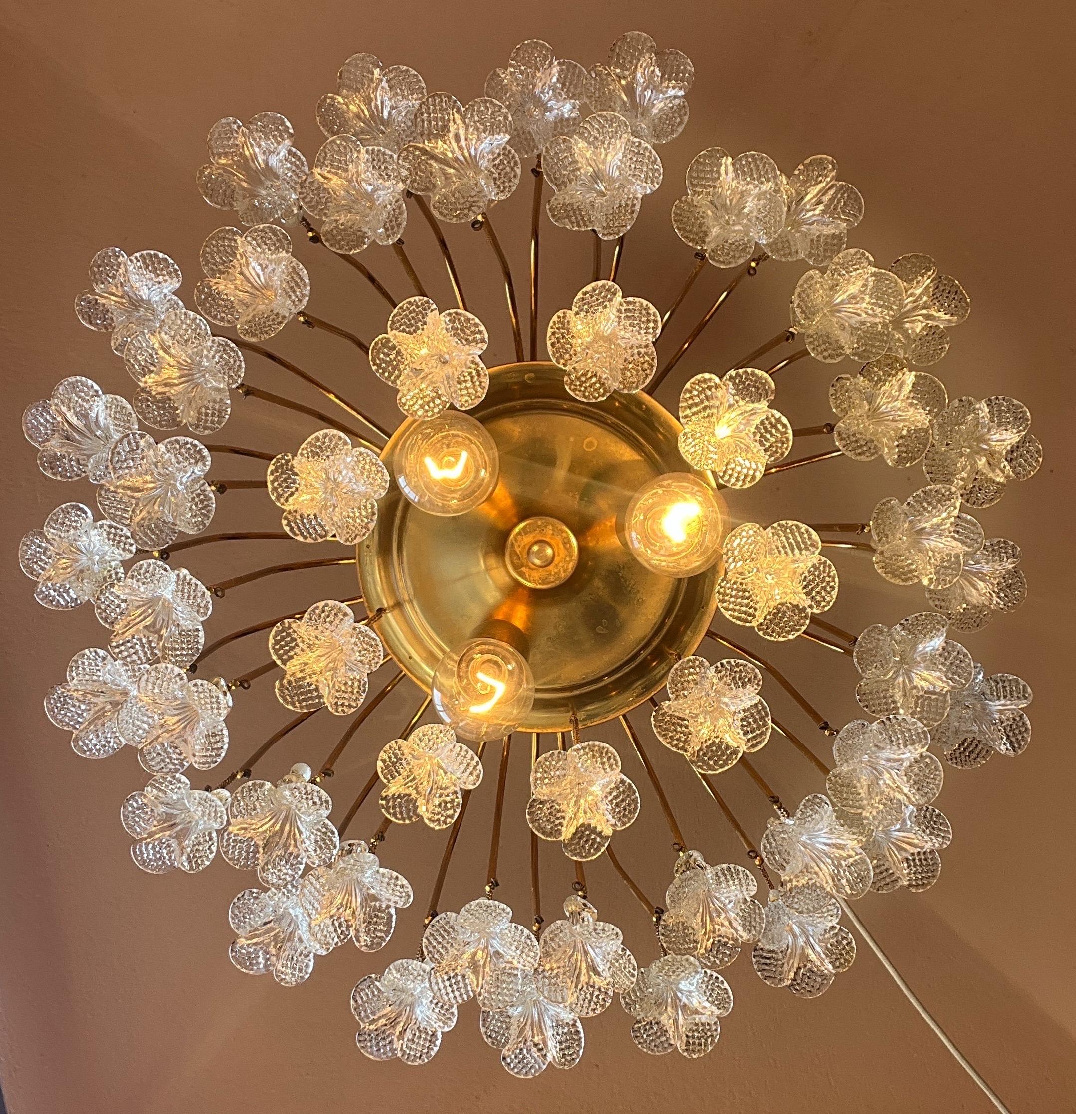 Micentery Modern floral Murano glass Chandelier by Venini For Sale 2
