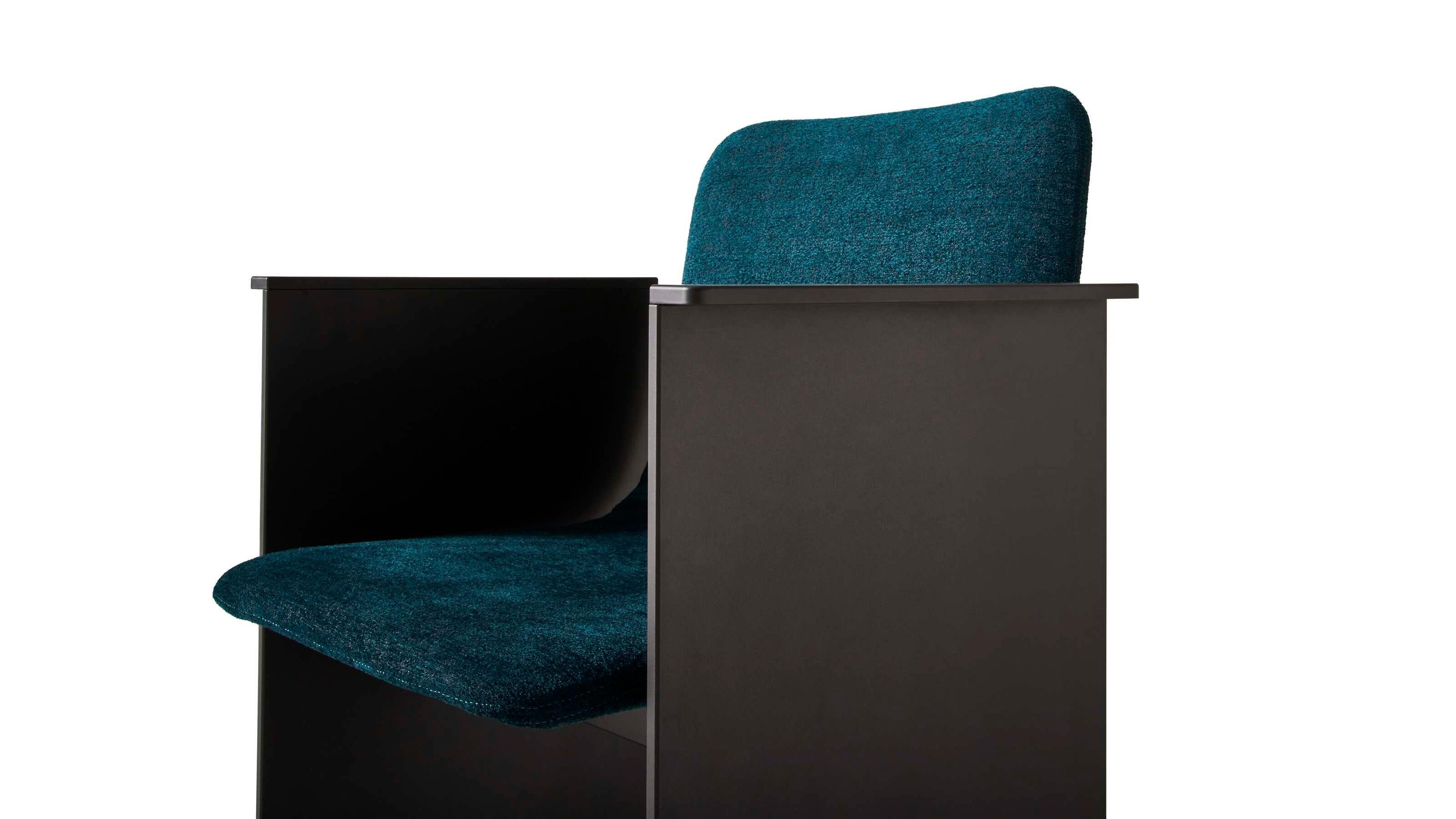 Michael Anastassiades Sillón Flutz Para Cassina Siglo XXI y contemporáneo en venta
