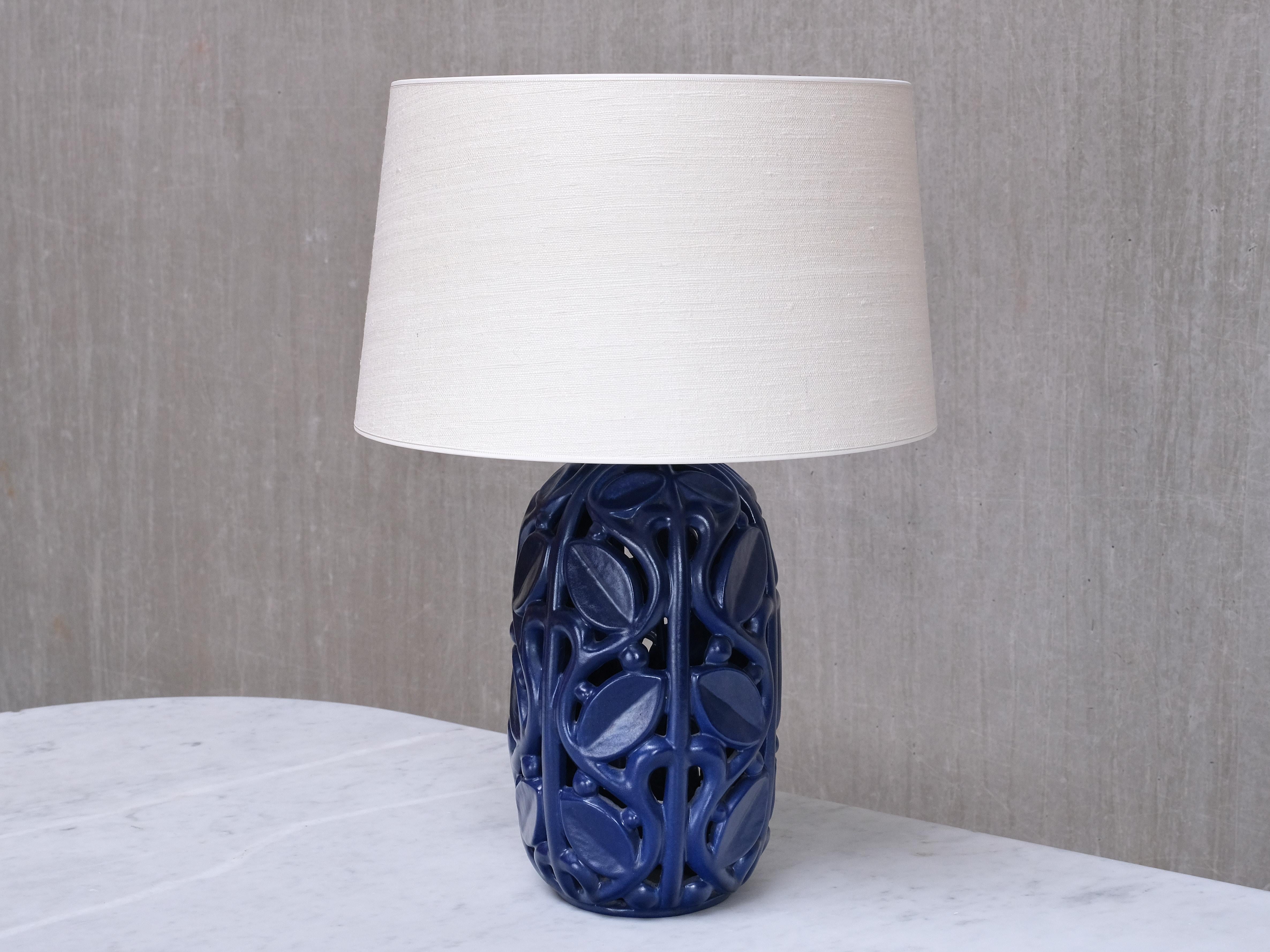 Scandinavian Modern Michael Andersen Blue Ceramic Table Lamp with Botanical Openwork Relief, 1940s For Sale