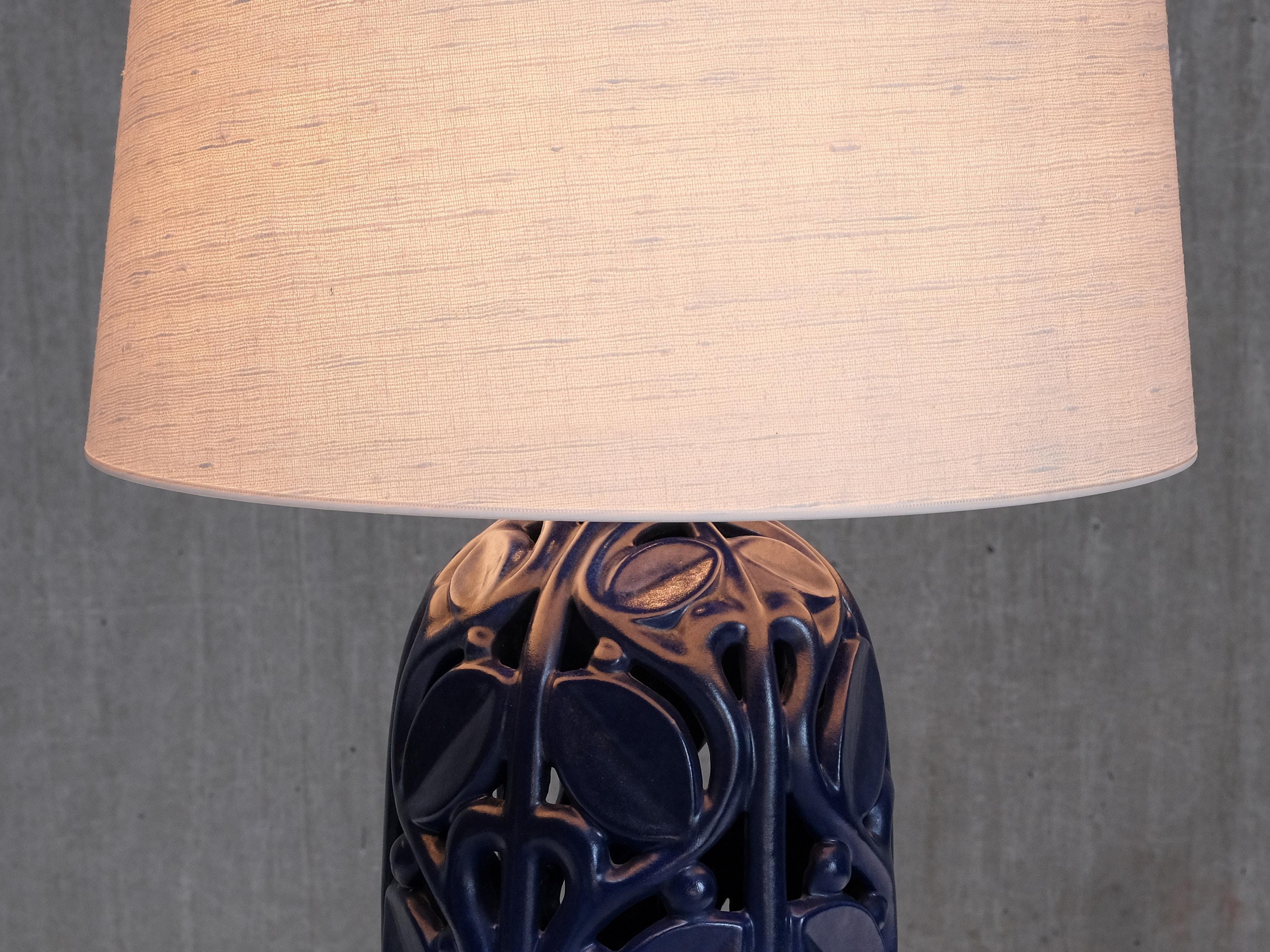 Mid-20th Century Michael Andersen Blue Ceramic Table Lamp with Botanical Openwork Relief, 1940s For Sale
