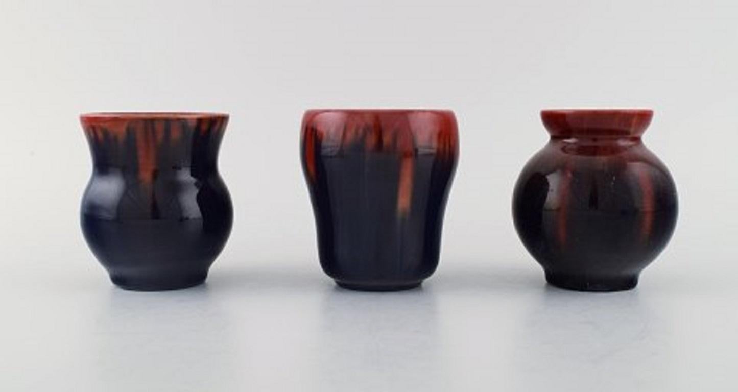 Danese Michael Andersen, Bornholm, Cinque vasi e un barattolo con coperchio in ceramica smaltata in vendita