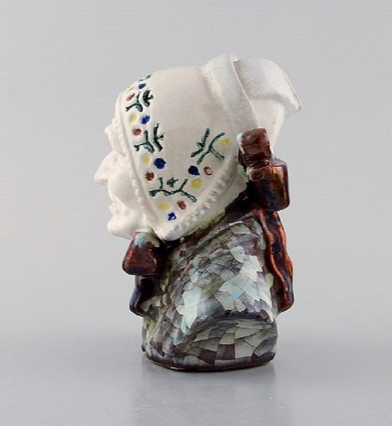 Michael Andersen Keramik aus Bornholm, ein Paar Köpfe, Nationalkostüme (20. Jahrhundert) im Angebot