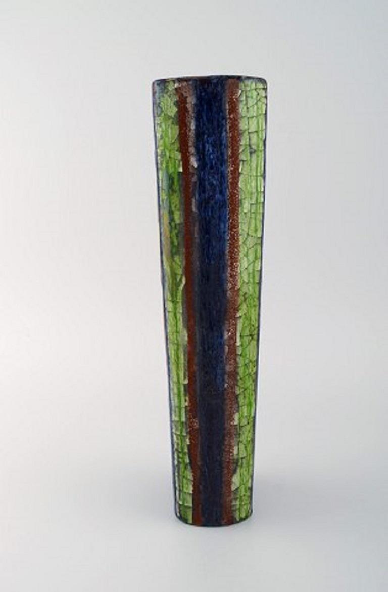 Michael Andersen, Danemark. Grande cruche en céramique émaillée avec des oiseaux. Magnifique glaçure craquelée, années 1950.
Mesures : 31 x 11 cm.
En très bon état.
Estampillé.