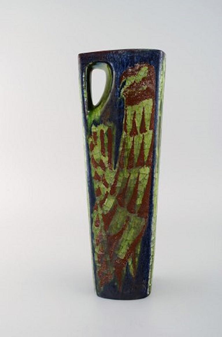 Scandinave moderne Michael Andersen, Danemark, Grande cruche en céramique émaillée avec oiseaux en vente