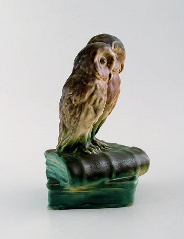 Michael Andersen, Rare Figure in Glazed Ceramics, Two Owls Sitting on Books In Good Condition In København, Copenhagen
