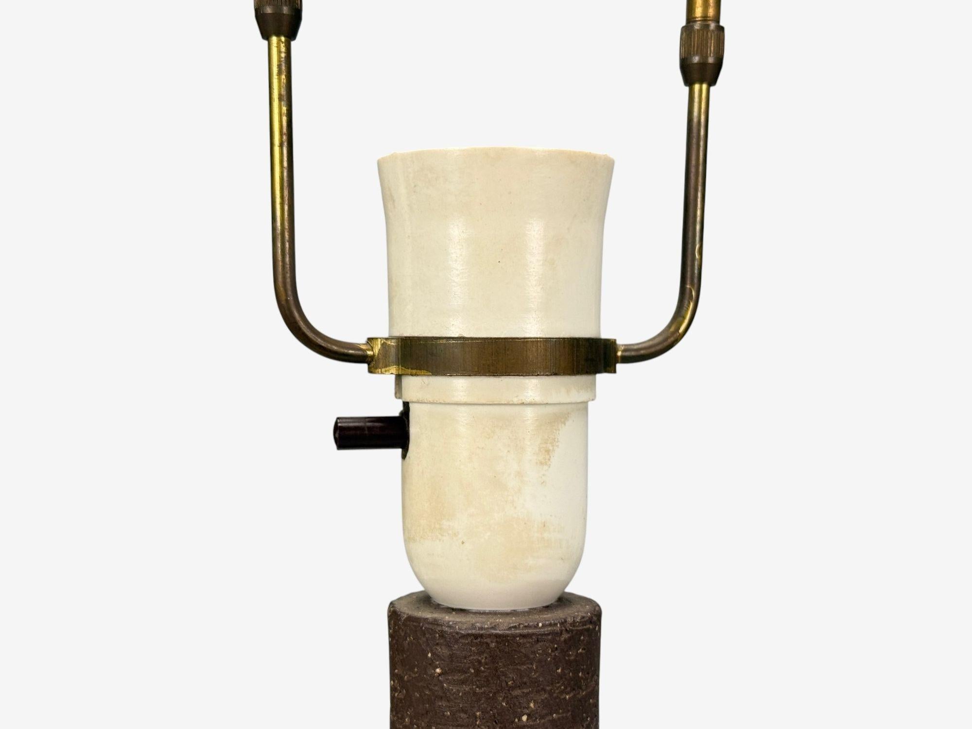 Céramique Michael Andersen & Søn, grès brun, grande lampe de table, Danemark, années 1960 en vente