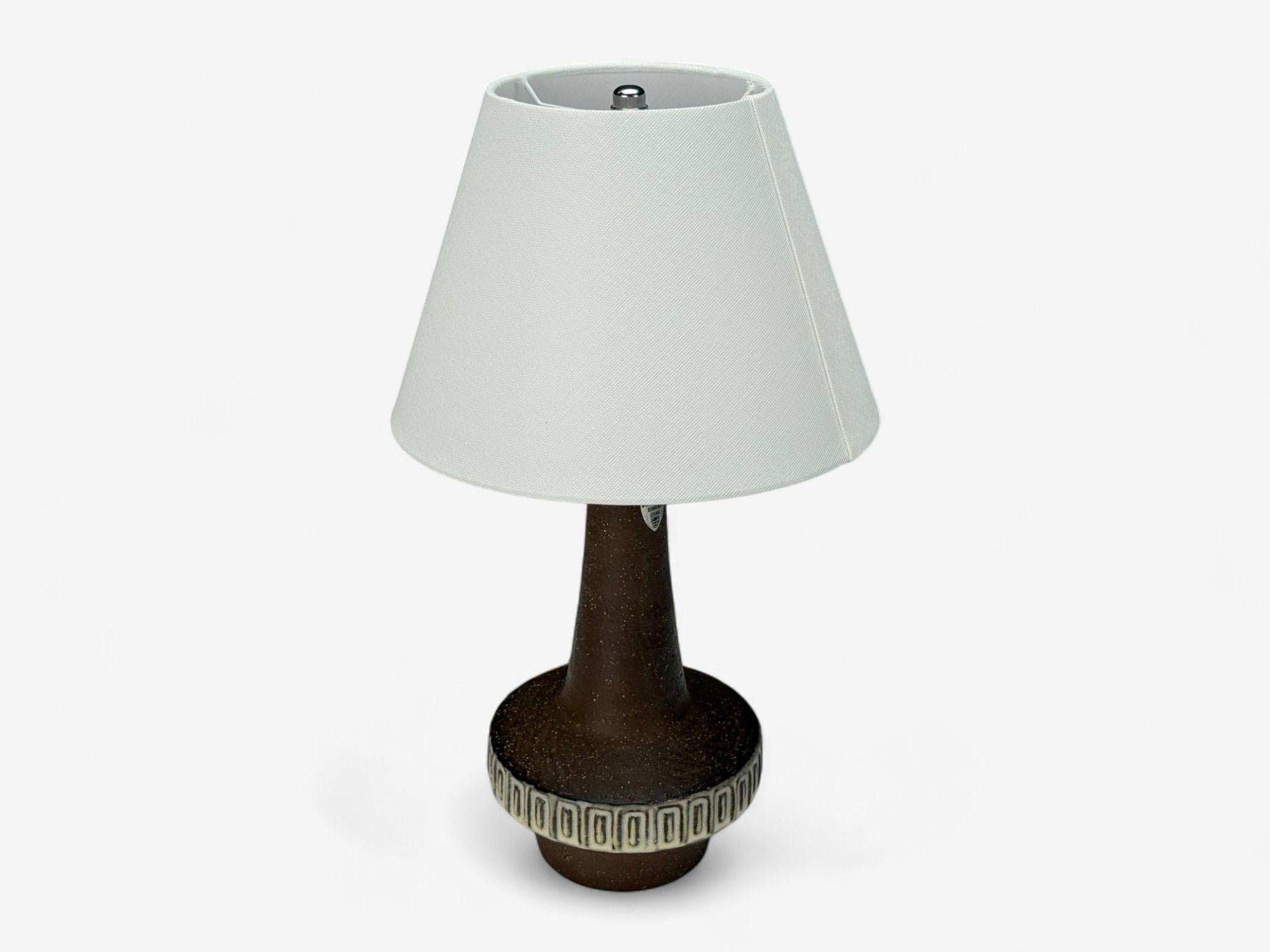 Mid-Century Modern Michael Andersen & Søn, Brown Stoneware, Table Lamp, Denmark, 1960s For Sale