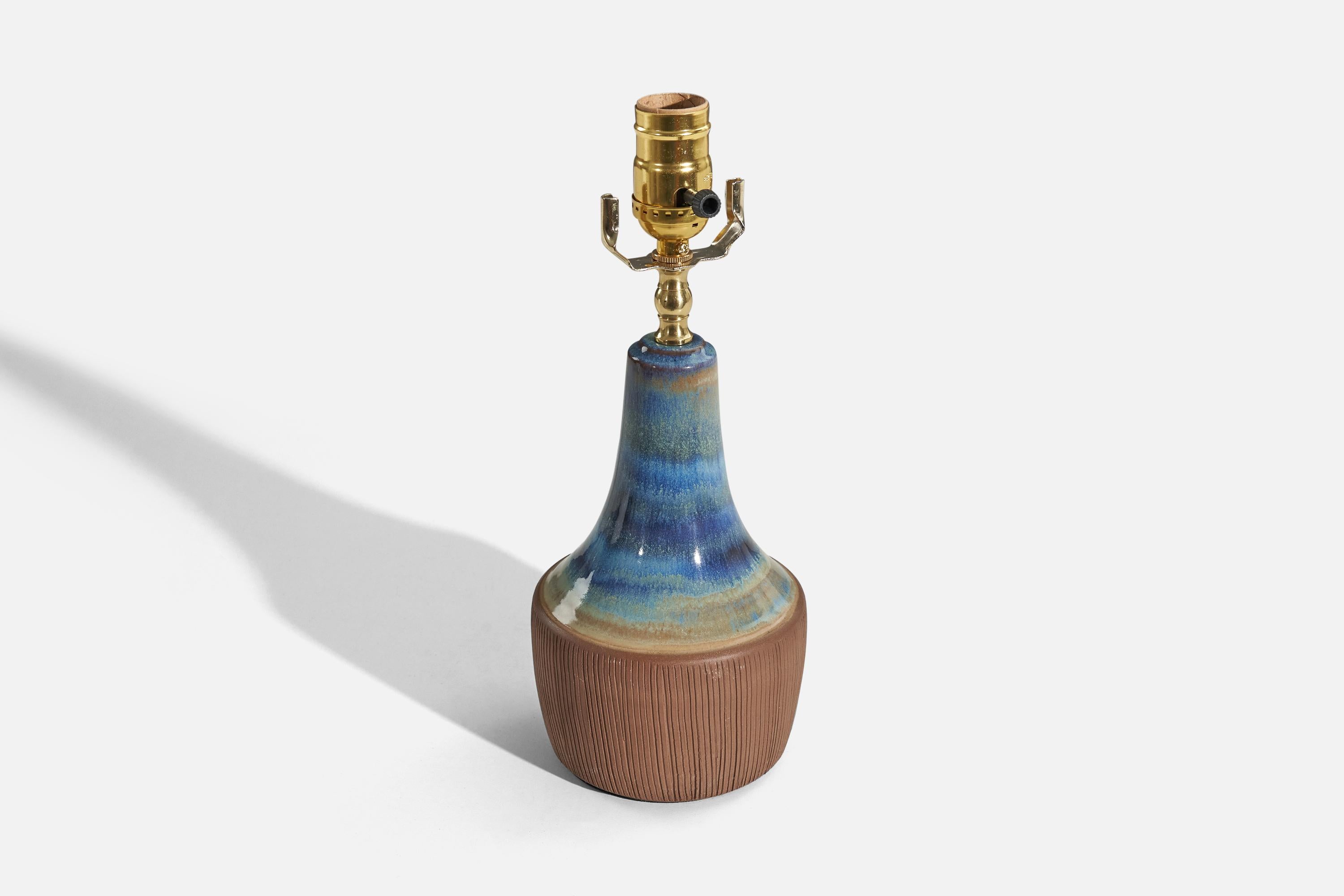Michael Andersen, lampe de bureau, grès émaillé, Bornholm, Danemark, années 1960 Bon état - En vente à High Point, NC