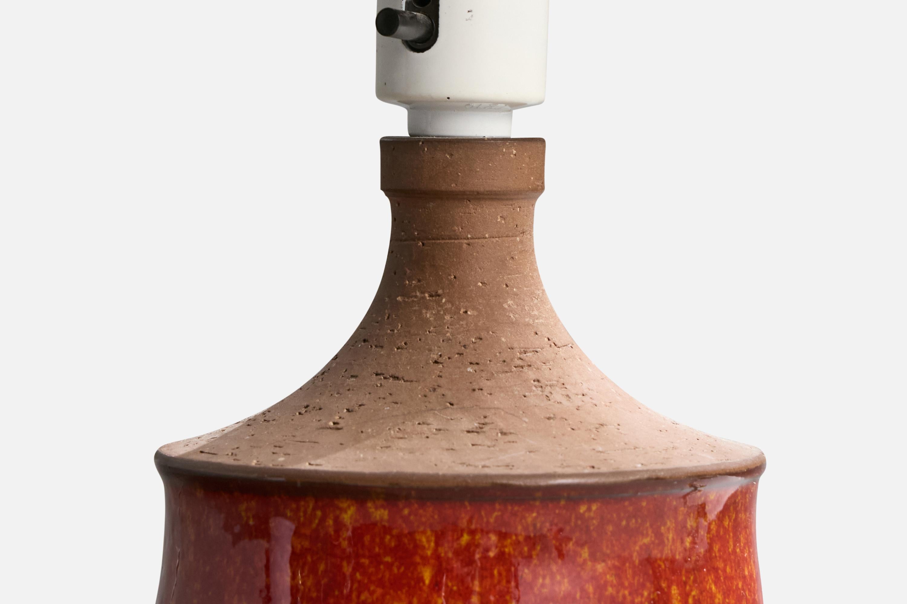 Michael Andersen, Table Lamp, Stoneware, Denmark, 1960s In Good Condition For Sale In High Point, NC