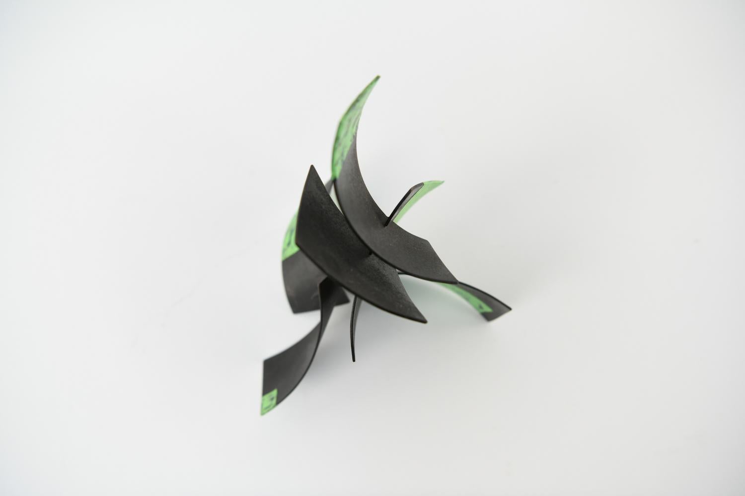 Michael Anderson Abstract Painted Steel Sculpture, Late 20th Century In Good Condition For Sale In Norwalk, CT