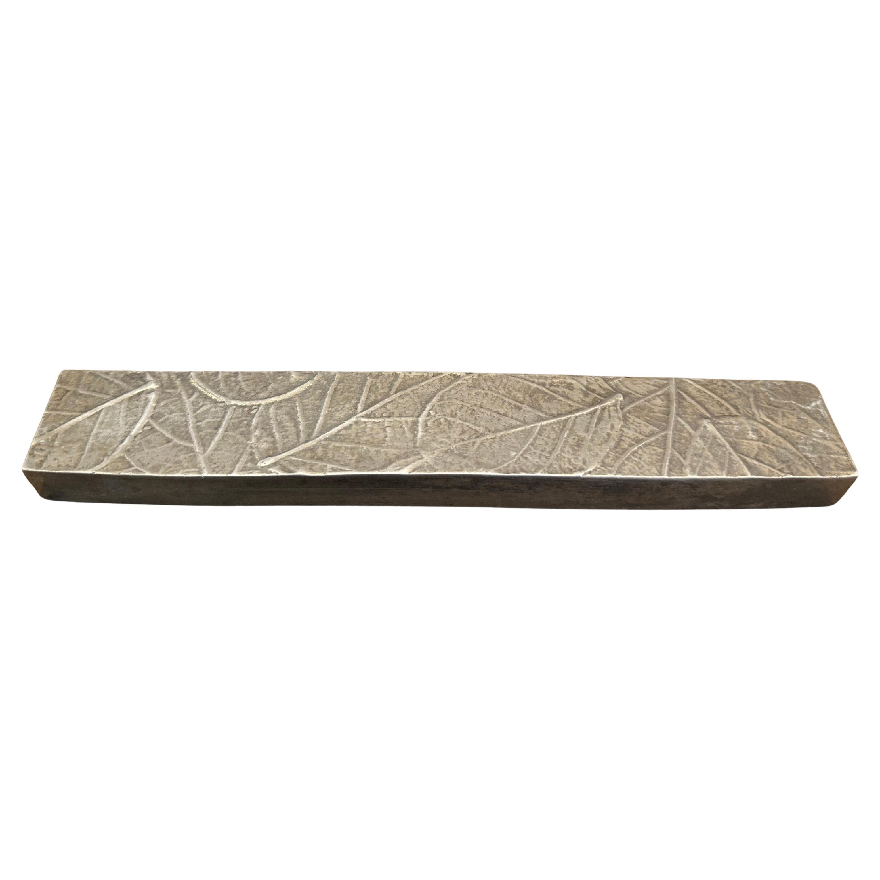 Michael Aram Botanical Leaf Black Granite & Silver Plated 13