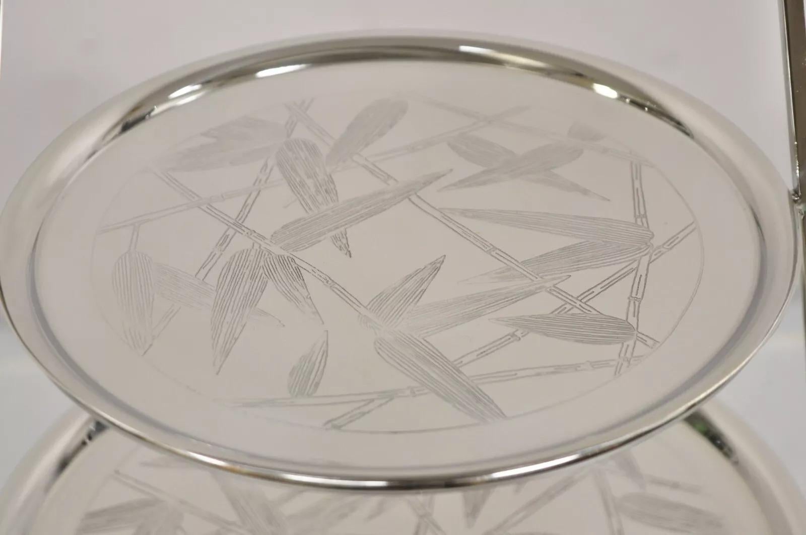 20ième siècle Michael Aram Hollywood Regency Silver Plated 3 Tier Pastry Display Stand en vente