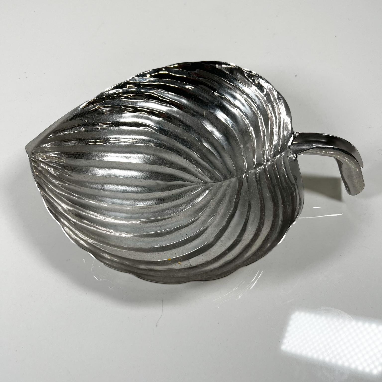 Modern Michael Aram Polished Silver Leaf Decorative Candy Dish