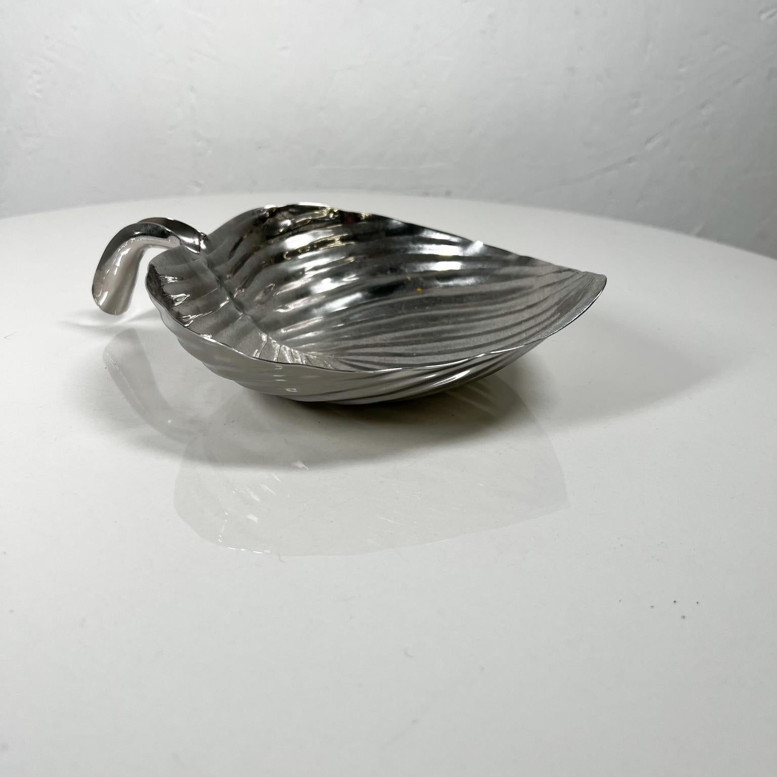 Contemporary Michael Aram Polished Silver Leaf Decorative Candy Dish