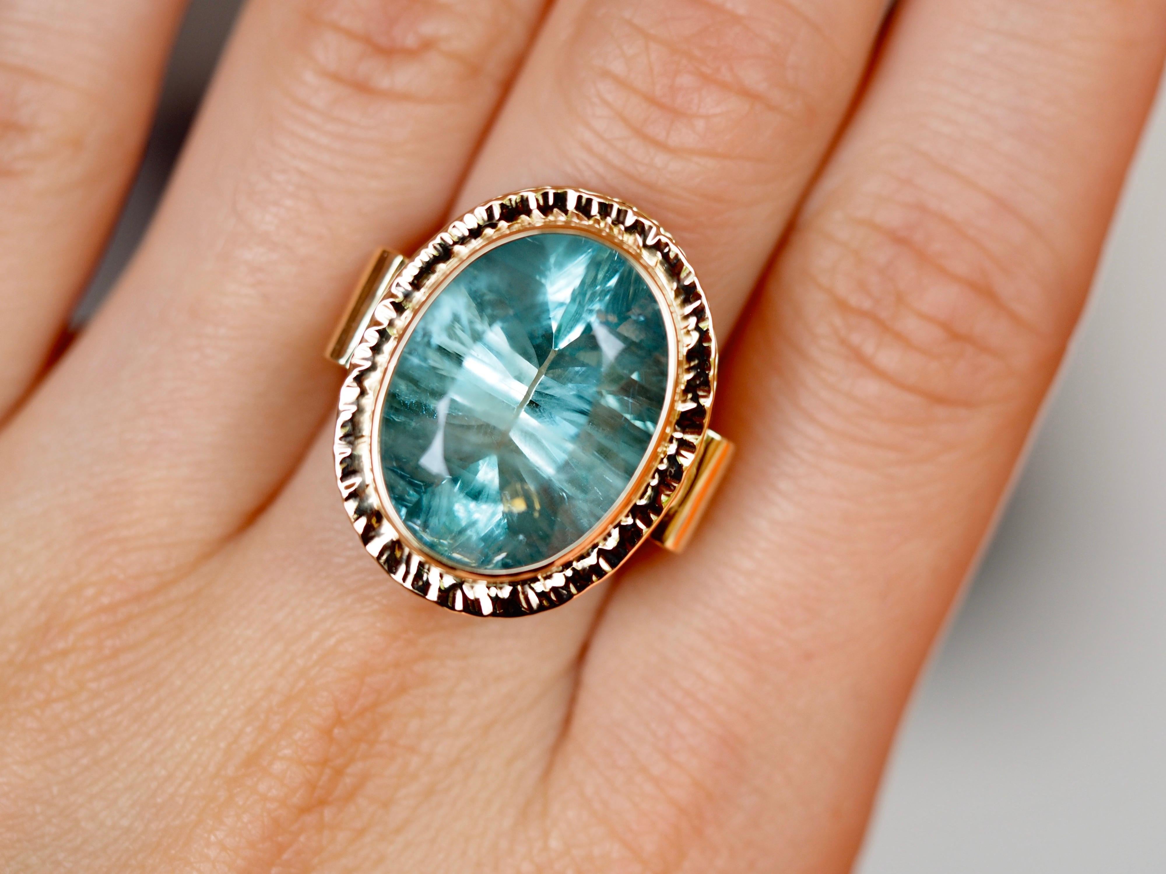 Modern Michael Bakso 25.56 Carat Blue Topaz Statement Ring in Yellow Gold For Sale