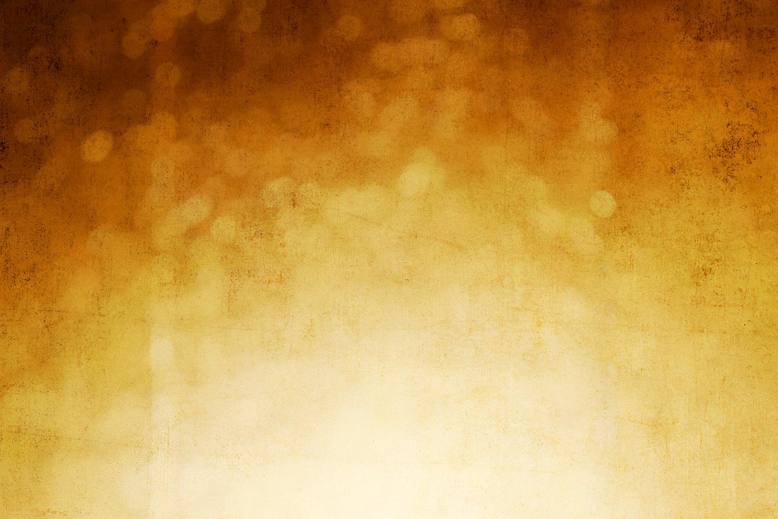 Golden Girl 2 - Édition limitée signée d'une nature morte contemporaine, Abstrait  - Orange Color Photograph par Michael Banks