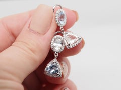 Michael Barin – Ohrringe aus 18-karätigem Weißgold mit Diamanten und Aquamarinen, 4,3 Gramm