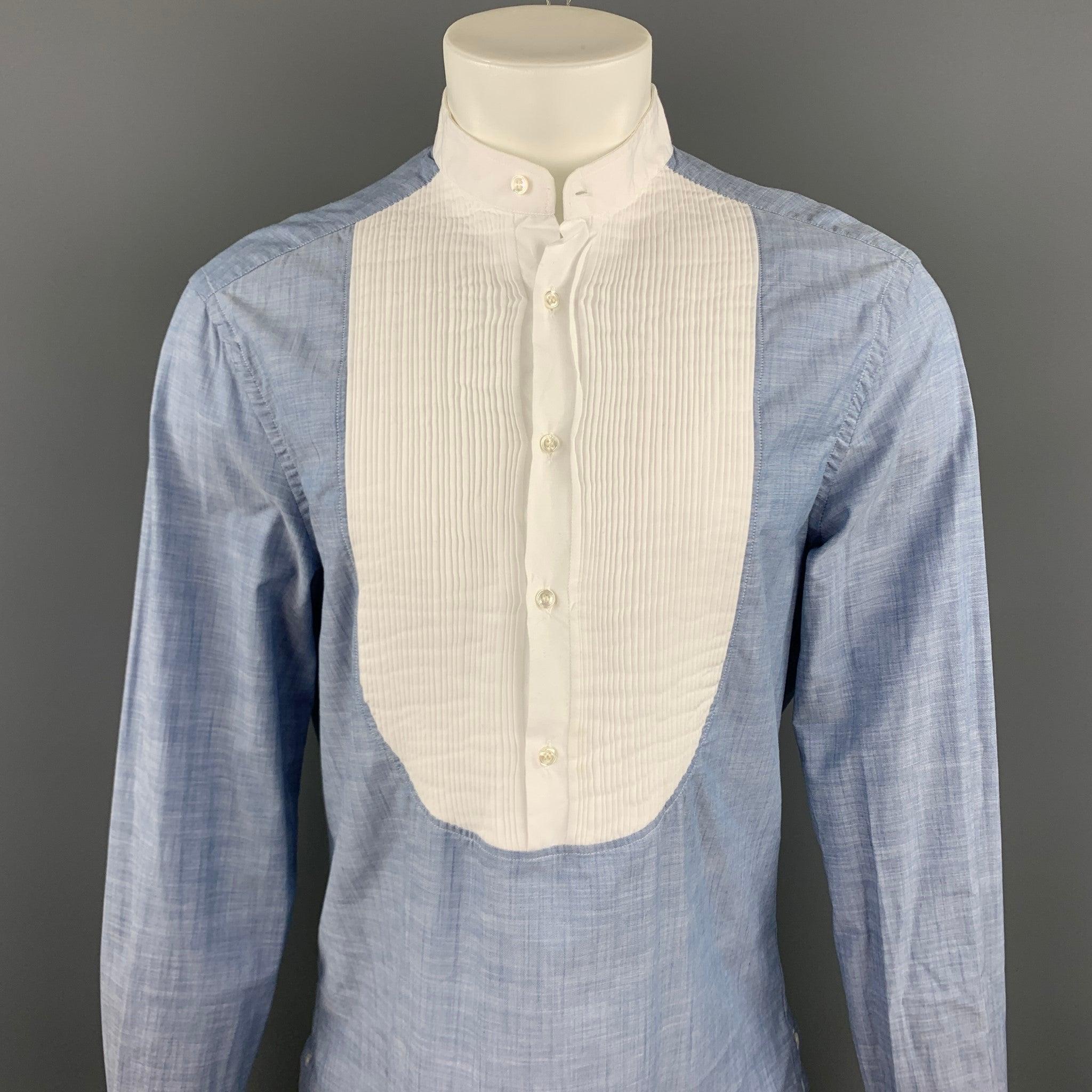 MICHAEL BASTIAN long sleeve shirt comes in a blue cotton with a white pleated panel chest detail featuring a nehru collar and a half button closure. Made in Italy.Very Good
Pre-Owned Condition. 

Marked:   16.5/42 

Measurements: 
 
Shoulder: 19