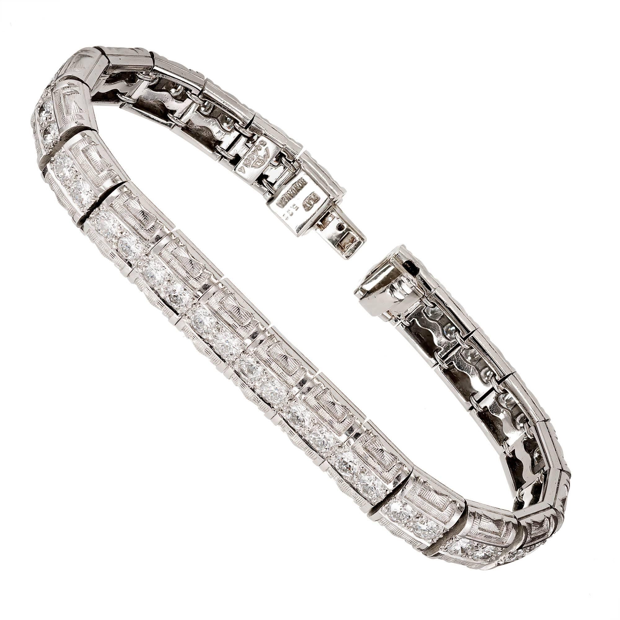 Michael Bondanza authentic platinum Aria bracelet with 5.35 cts of diamonds in a heavy detailed platinum bracelet. 

46 round diamonds F-G VS approximate total weight. 5.35 carats 
Bracelet: 7 inches
Platinum
Stamped: Platinum
Hallmark: 5.35