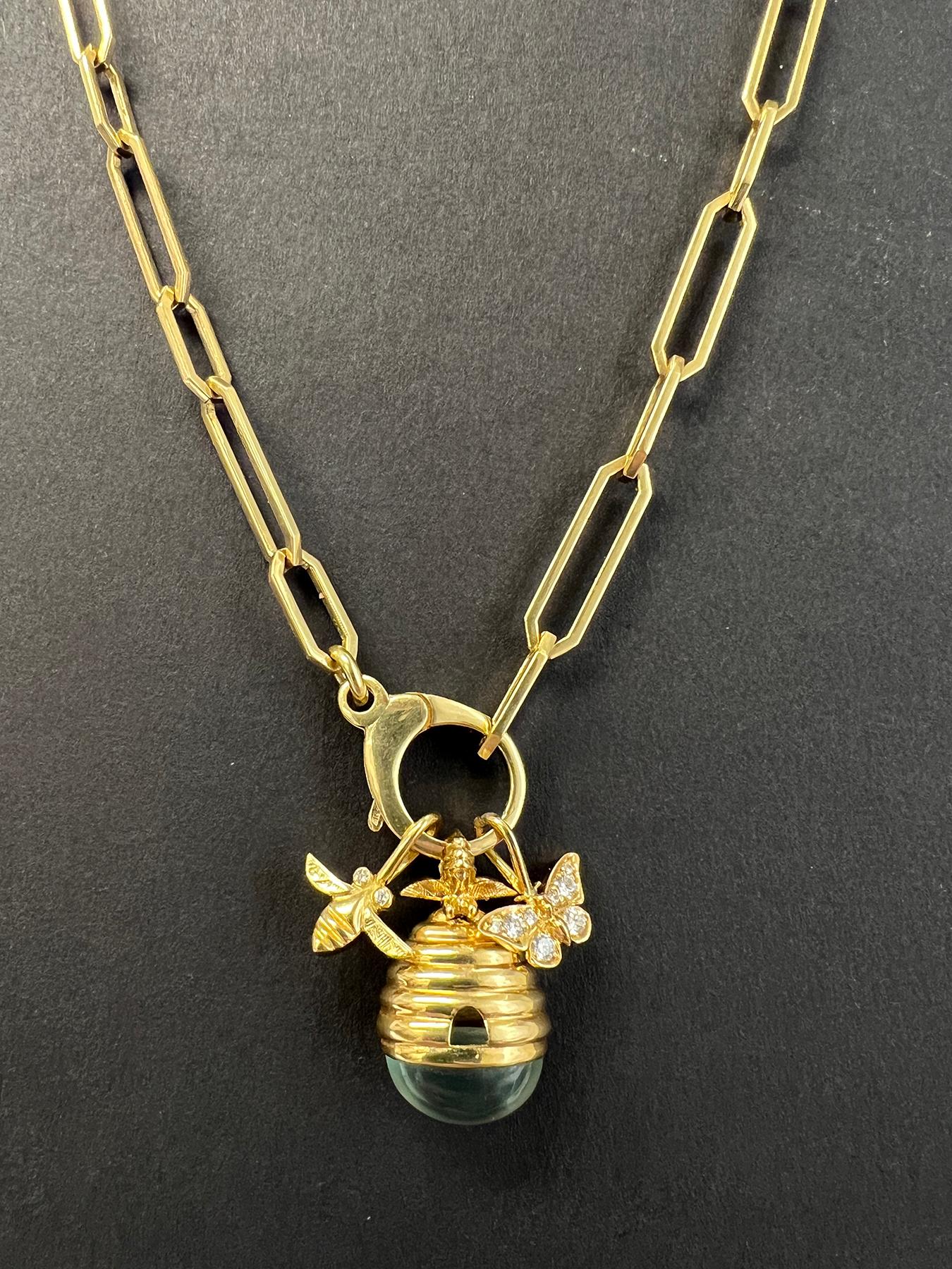 Michael Bondanza Famous Bee Necklace In New Condition For Sale In New York, NY