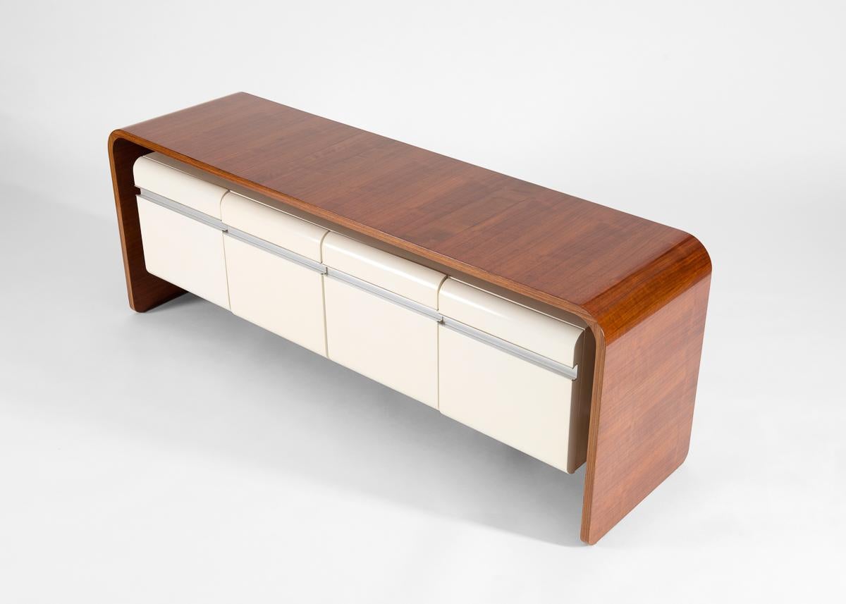 Michael Boyer, Directeur, Minimalistisch-modernes Sideboard, Frankreich, um 1970 im Zustand „Gut“ im Angebot in New York, NY