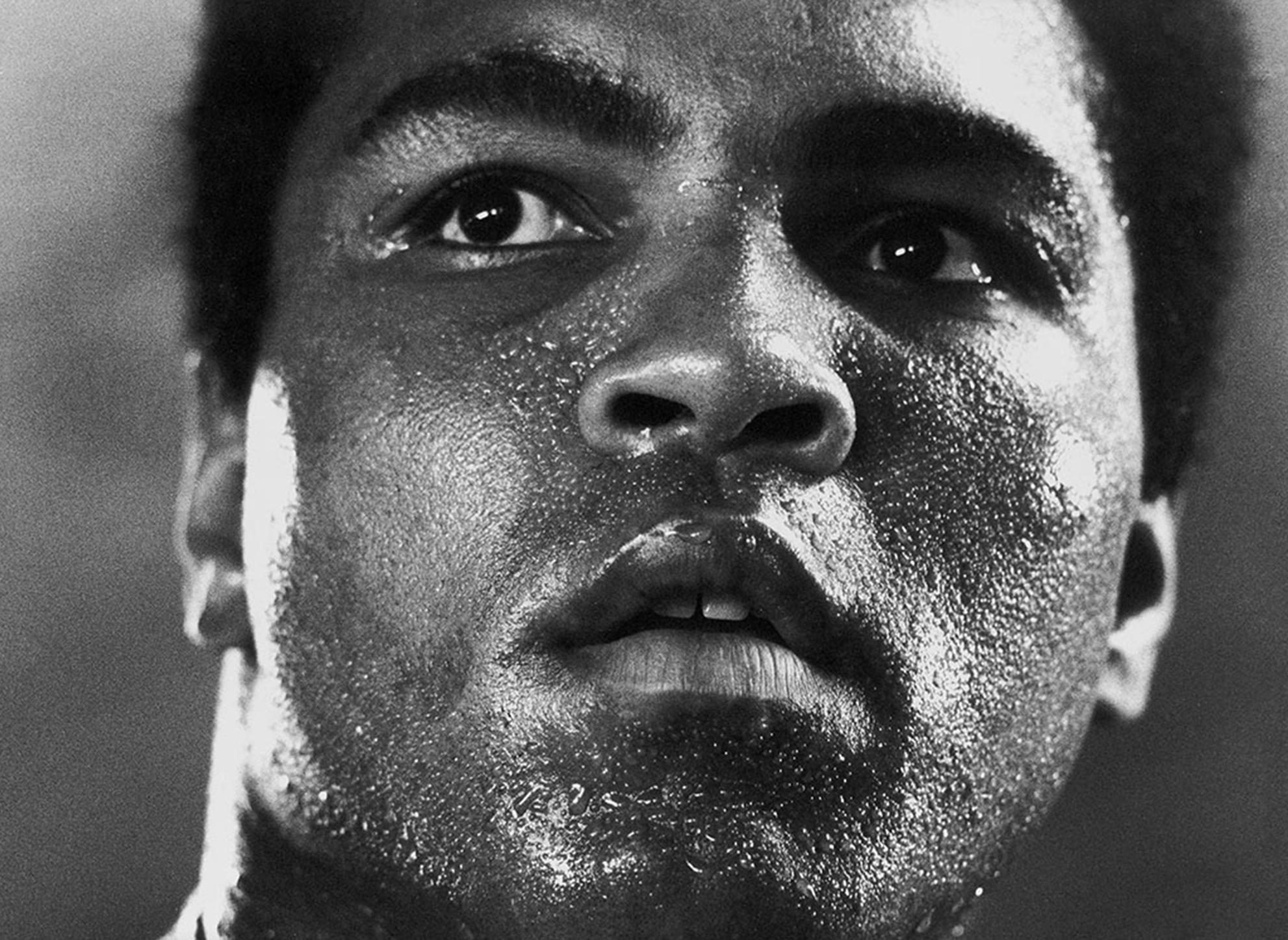 Michael Brennan Black and White Photograph - Muhammad Ali