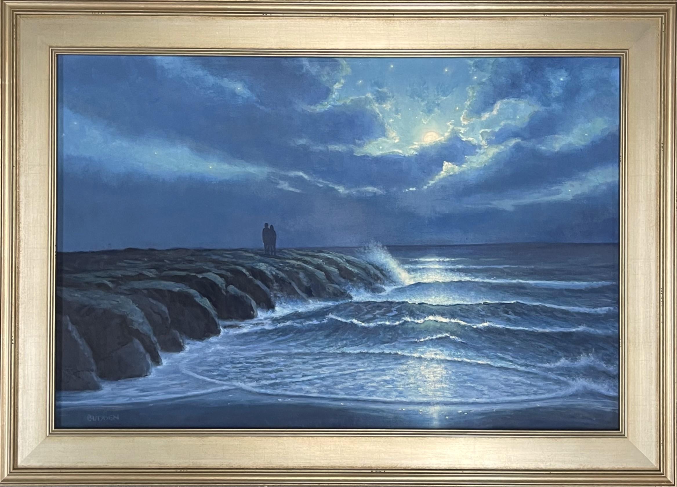  Chiaro di luna serale
Evening Moonlight è un dipinto a olio su tela del pluripremiato artista contemporaneo Michael Budden che mette in mostra una splendida vista dell'oceano al chiaro di luna. Una coppia è testimone di questa scena in piedi su un