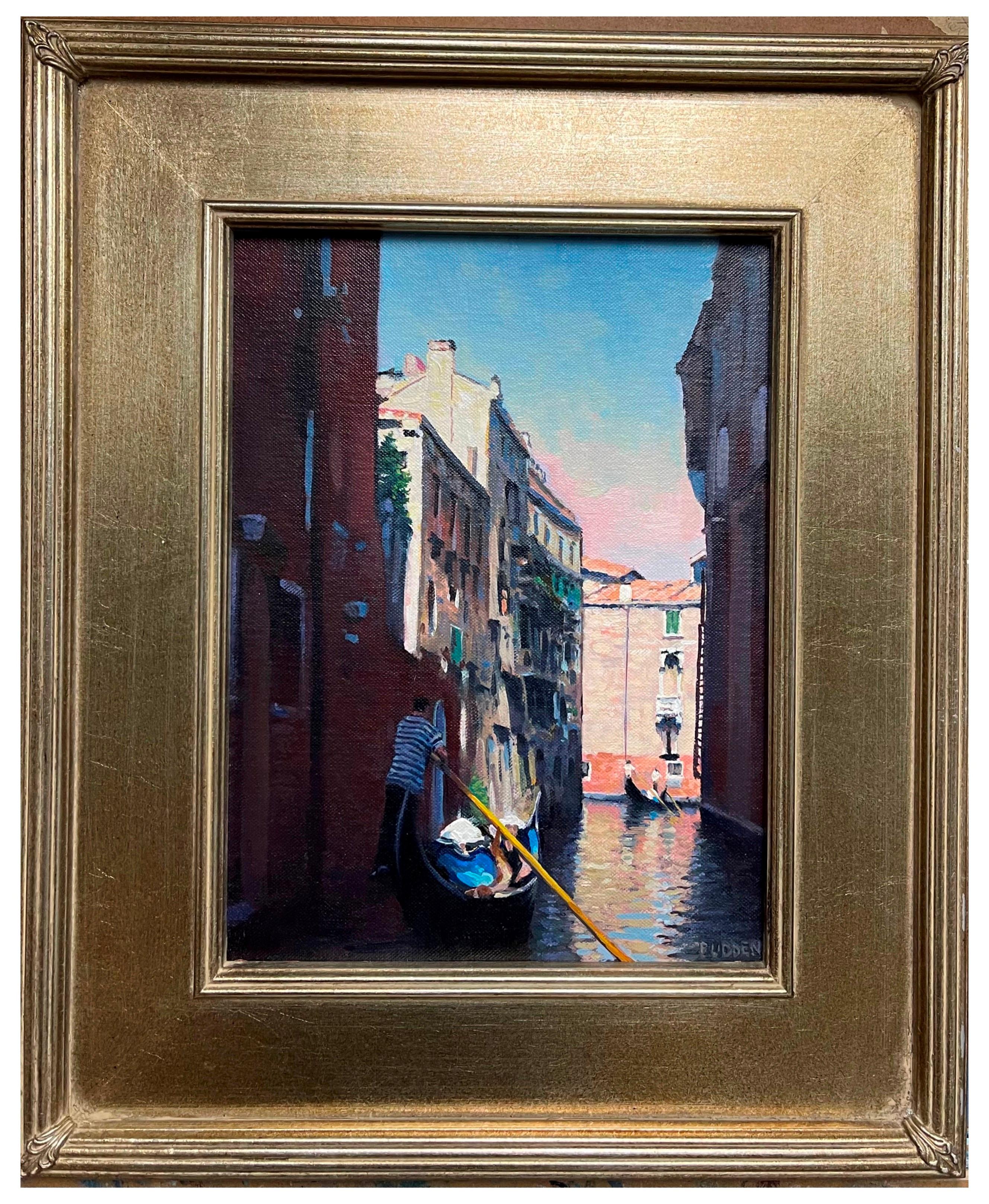 Schönes Licht, Venedig
Öl/Platte
12 x 9 ungerahmt, 17,5 x 14,5 gerahmt
Beautiful Light, Venedig ist ein Ölgemälde auf einer Tafel des preisgekrönten zeitgenössischen Künstlers Michael Budden, das eine wunderbare, geschichtsträchtige Szene zeigt. Der