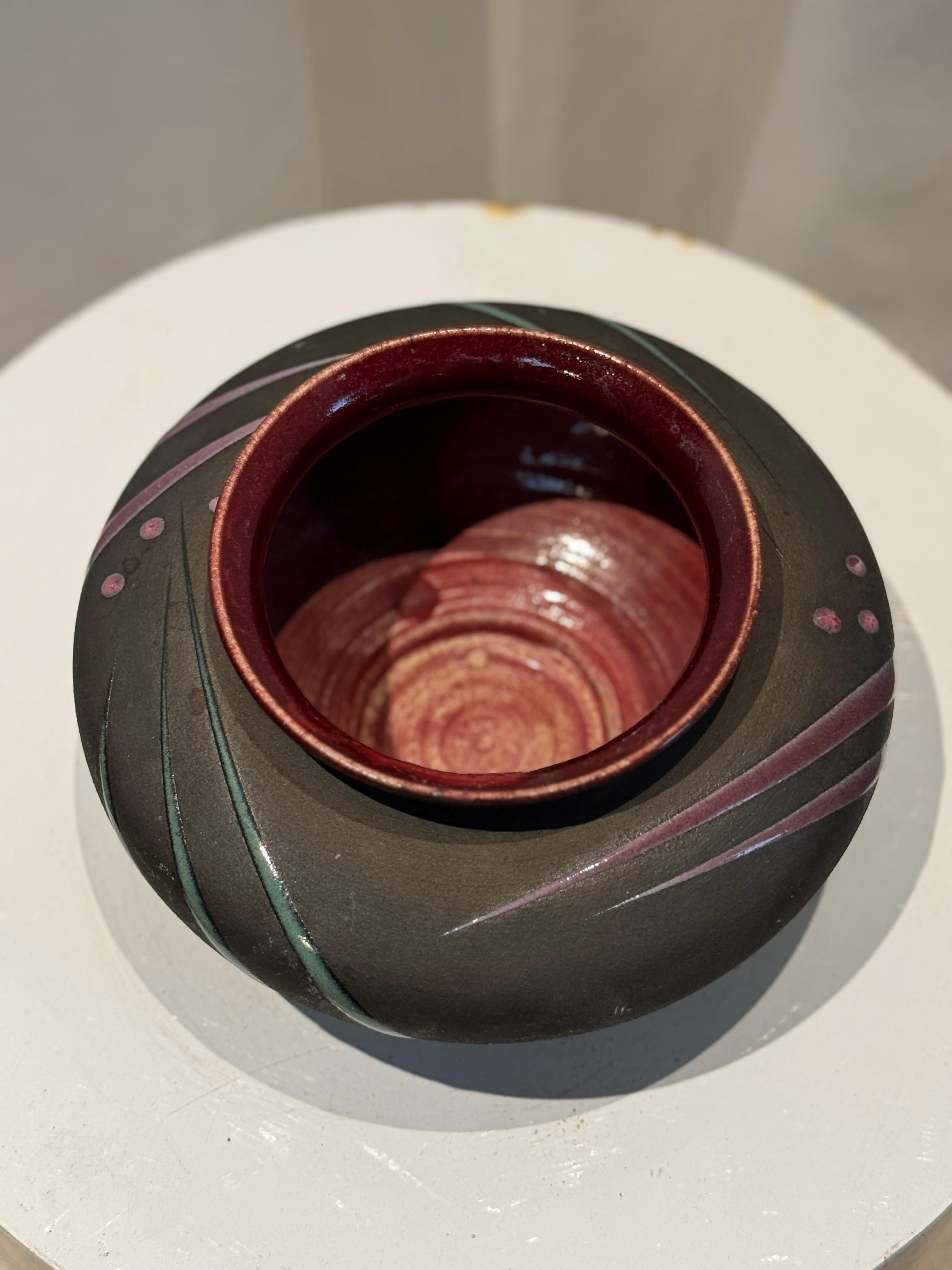 Michael Cho Studio Art Pottery Vase - Handgefertigtes signiertes Keramikgefäß (Moderne) im Angebot