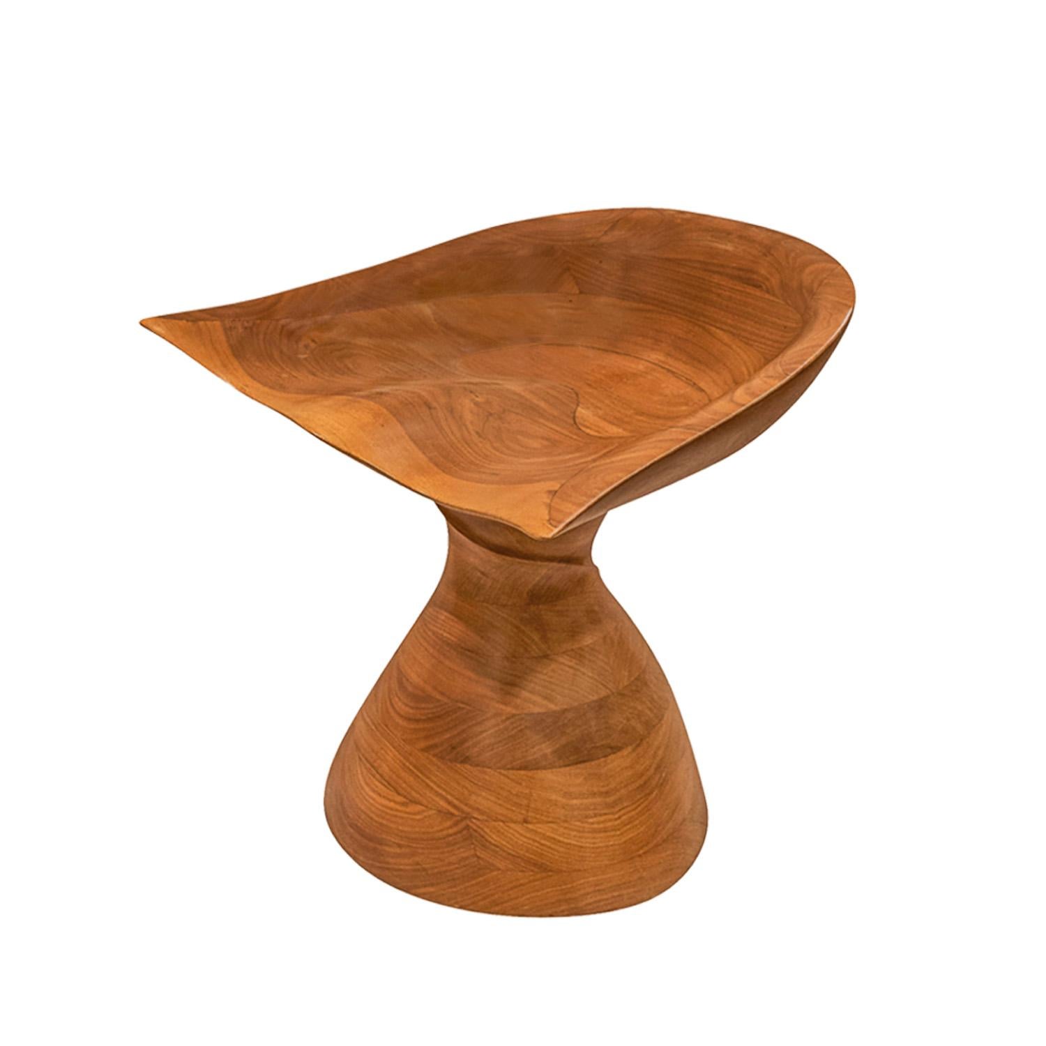 Modern Michael Coffey Rare Pair of Hand-Carved Stools in Walnut 2007 (Signed) For Sale