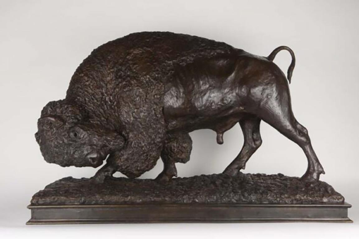 Fernes Donnern – Sculpture von Michael Coleman