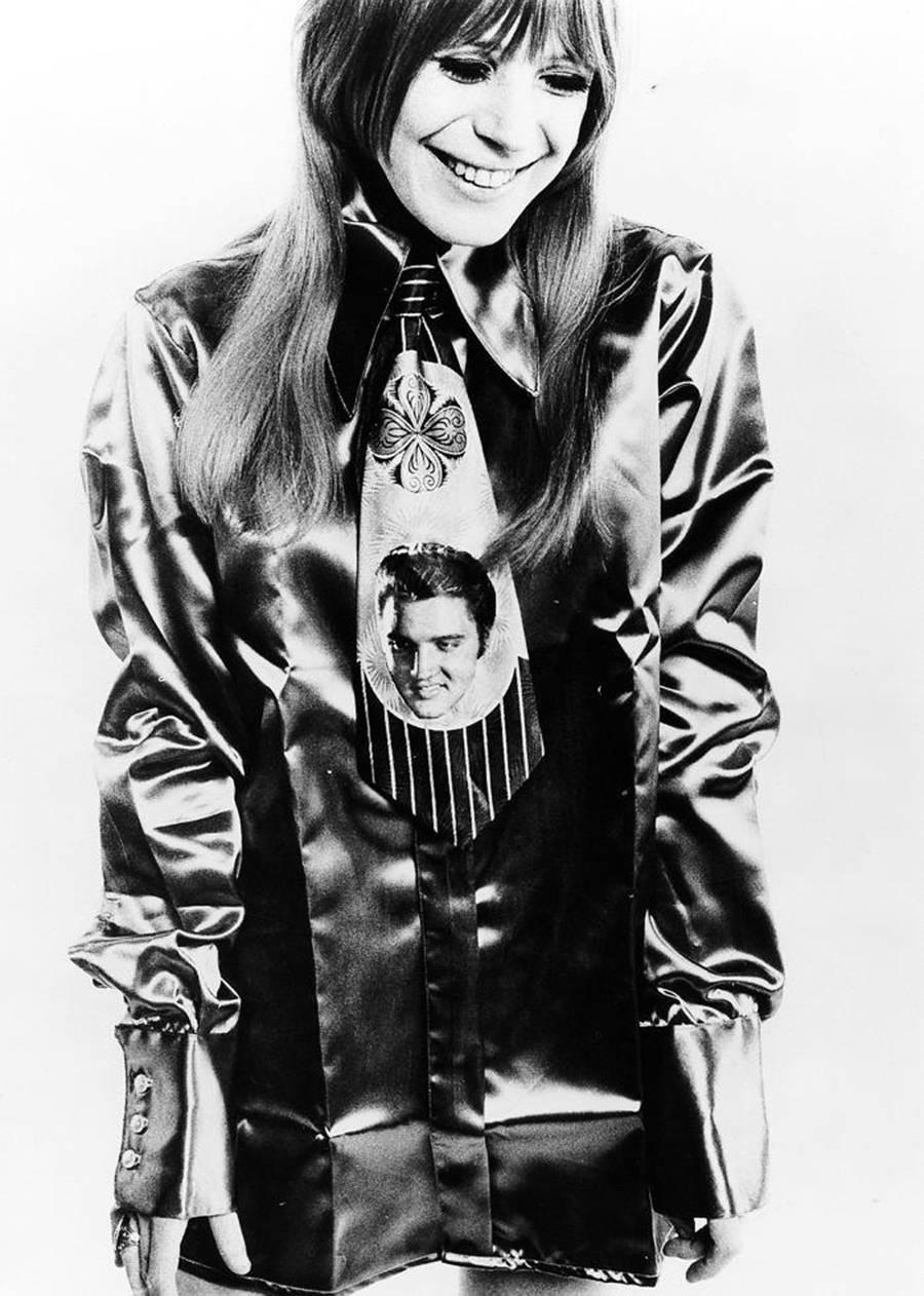 Michael Cooper (b.1941) Black and White Photograph - Marianne Faithfull with Elvis Tie