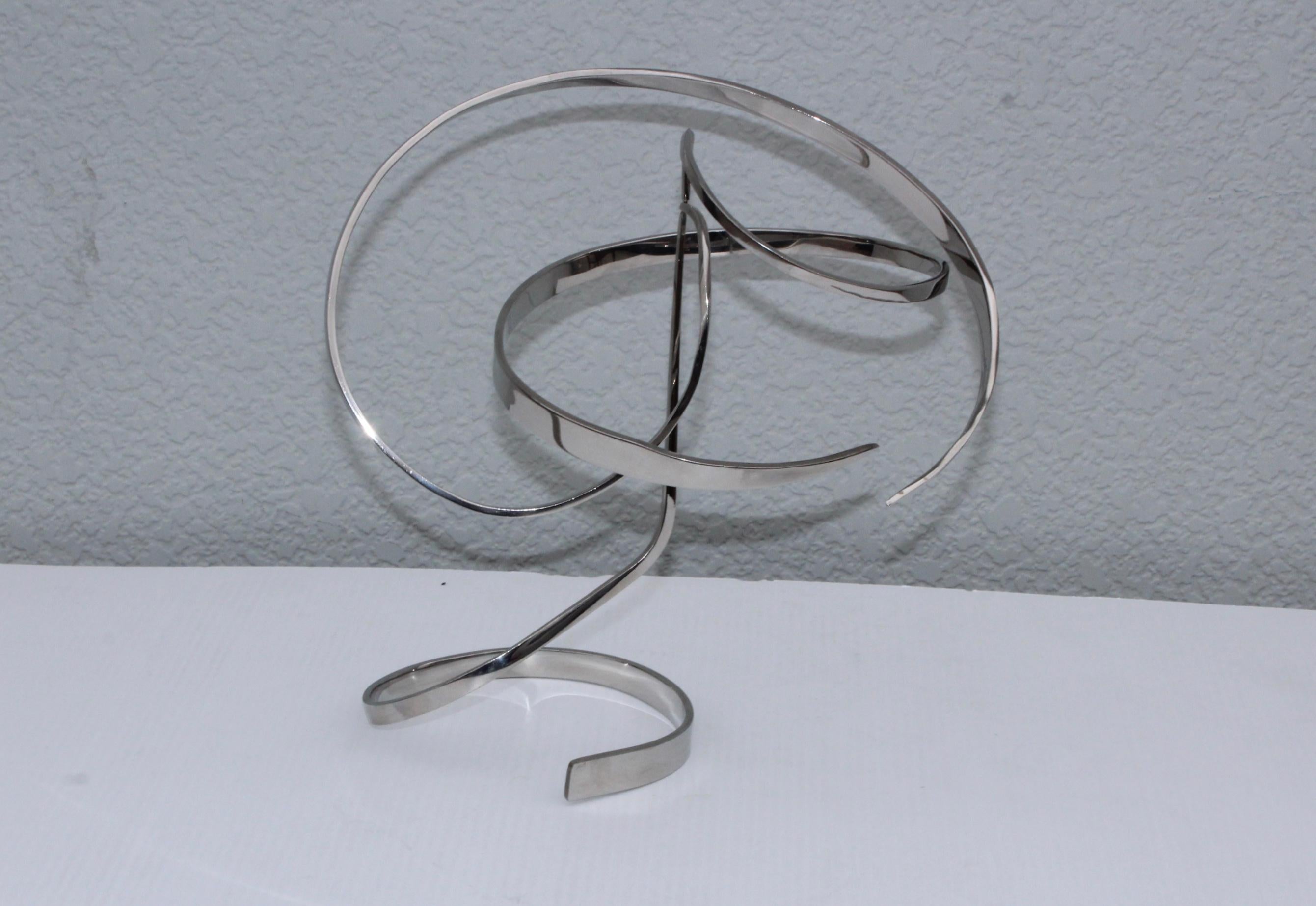 Stunning 1980s standing kinetic sculpture by Michael Cutler. Signed and dated 