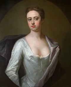 EARLY 18TH CENTURY ENGLISH PORTRAIT OF A LADY IN A WHITE SILK DRESS.