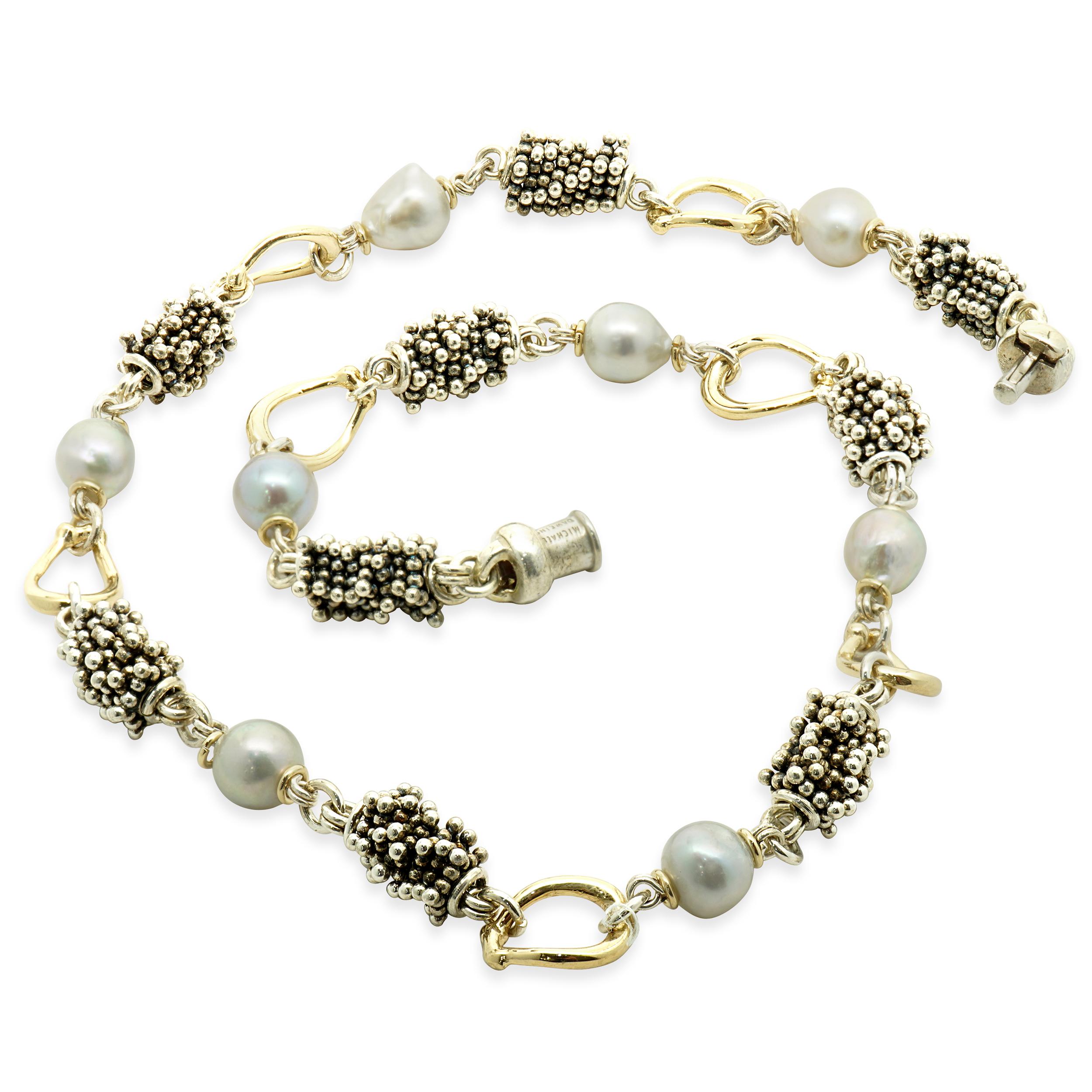 Progettista: Michael Dawkins
Materiale: argento sterling
Dimensioni: la collana misura circa 15.75 pollici di lunghezza
Peso: 42,78 grammi
