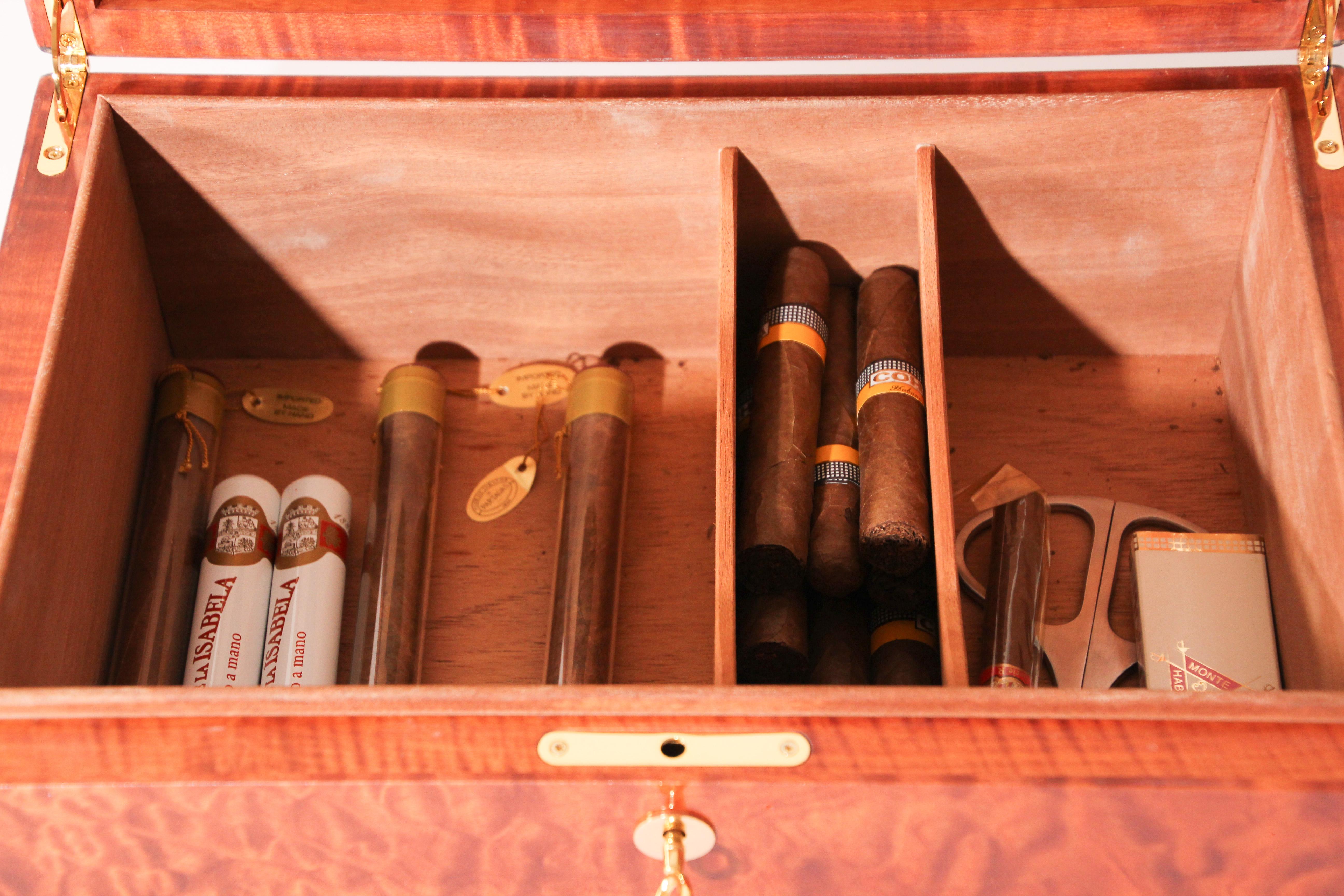 Michael Dixon Custom Humidor Cigar Case 1