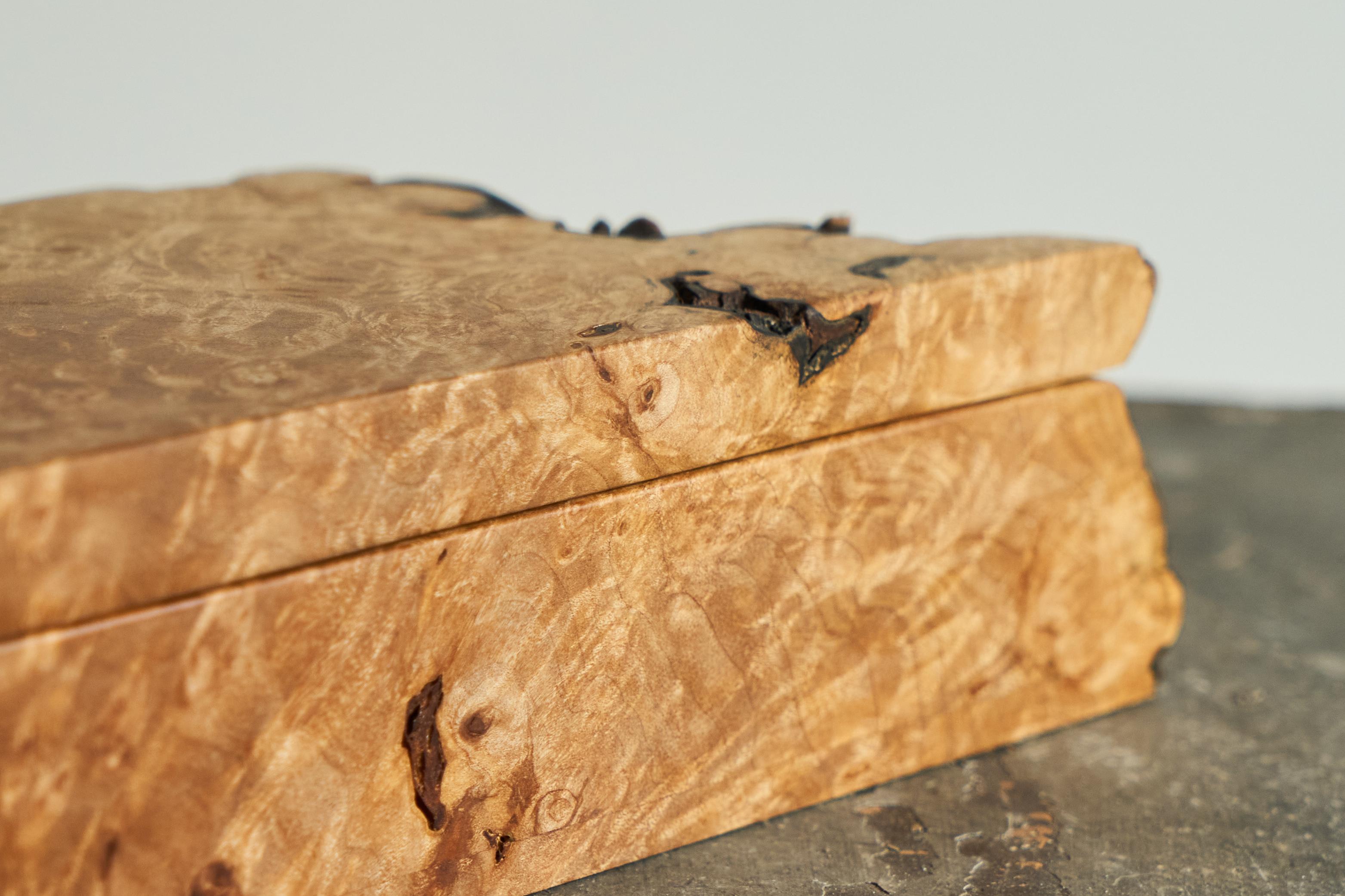 Américain Boîte Michael Elkan en loupe d'érable Live Edge American Craft Movement 1980 en vente
