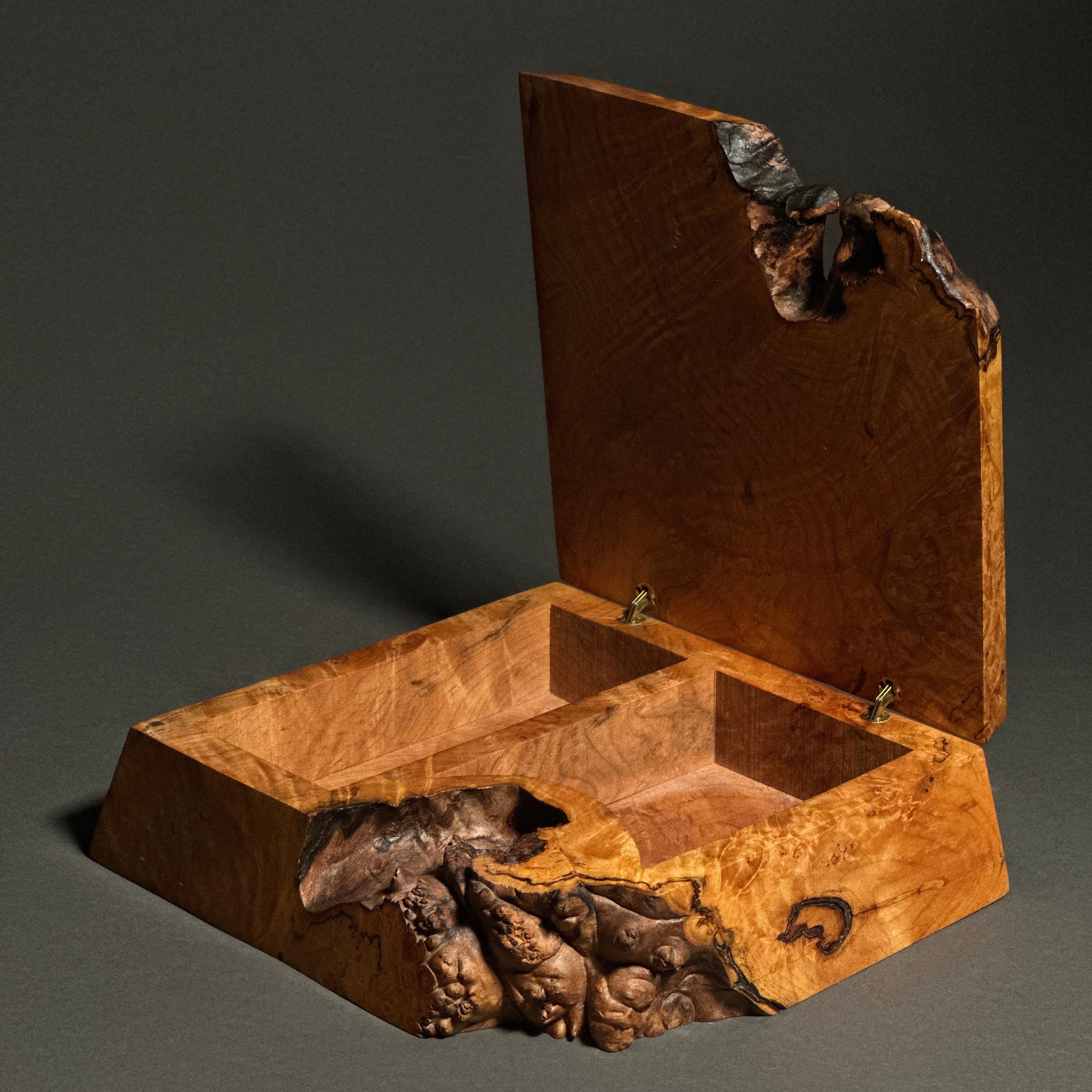 American Craftsman Michael Elkan Free Edge Jewelry Box in Bird's-Eye Maple, c. 1980 For Sale