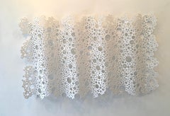 Sculpture murale de vague:: sculpture murale en aluminium peint en poudre:: minimaliste