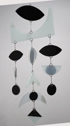 Michael and Frances Higgins Fused Art Glass Mobil, Firmato
