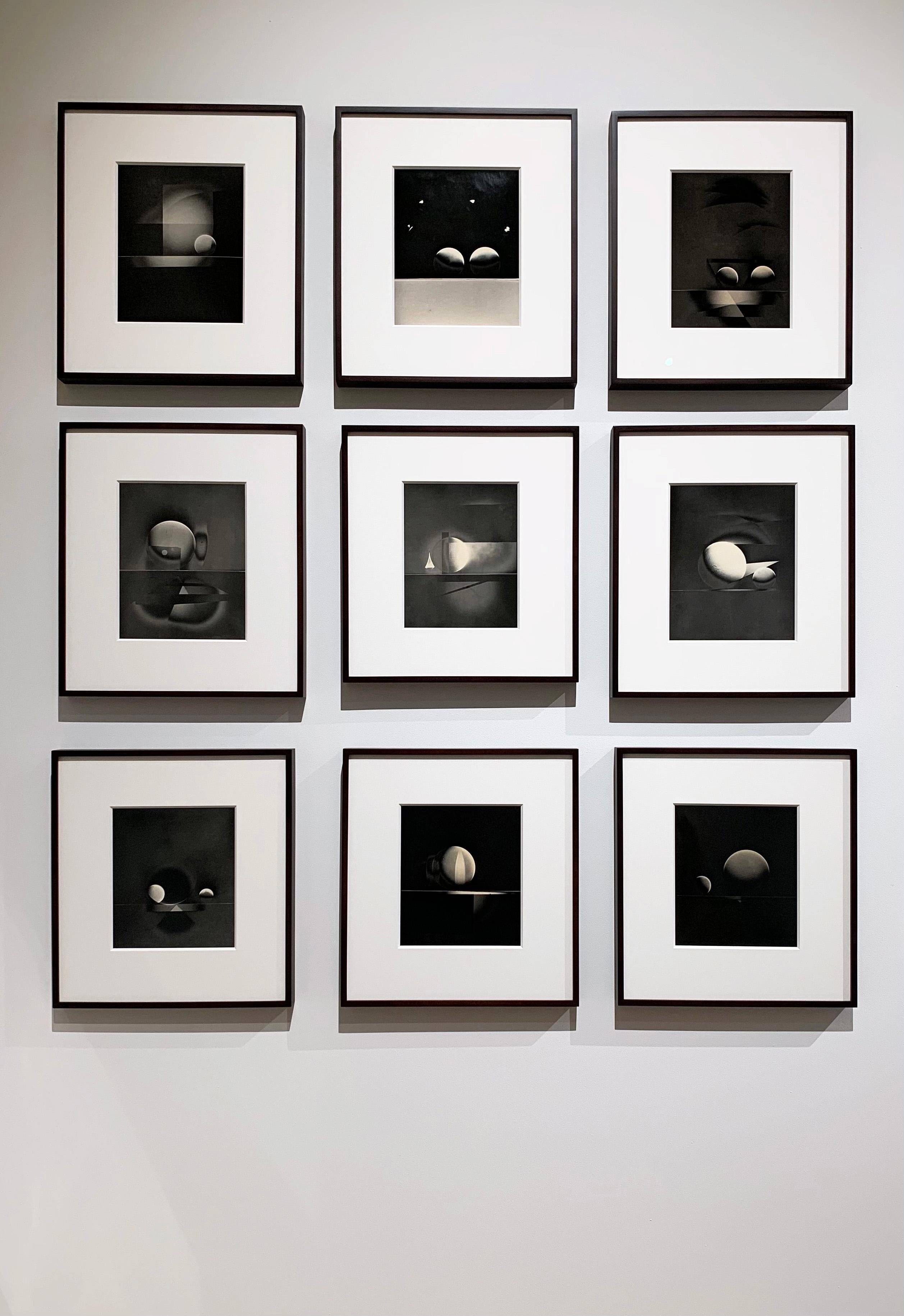 ATO>MIC #15, Unique Silver Luminogram Print, Warm toneed black and white abstract (abstrait noir et blanc aux tons chauds) - Noir Abstract Photograph par Michael G Jackson