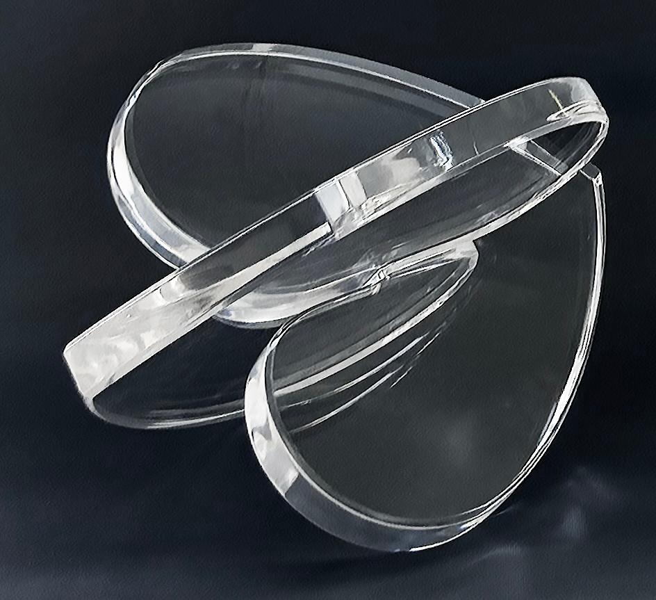 Modern Michael Gitter Clear Lucite Interlocking Hearts Sculpture Signed, 2024 For Sale